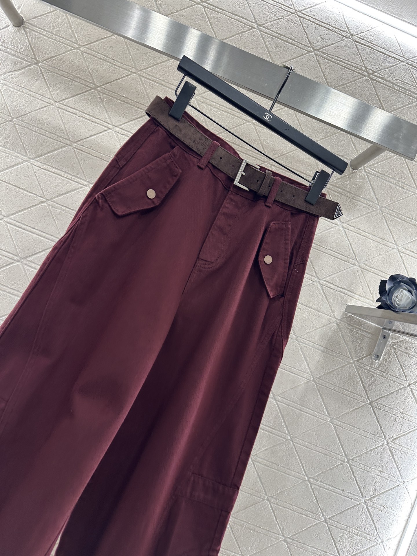 ♥Prad*♥2025新品上架 翻盖口袋工装长裤定制YB斜纹牛仔棉材质，质感高级，垂感更强，高腰阔腿长裤