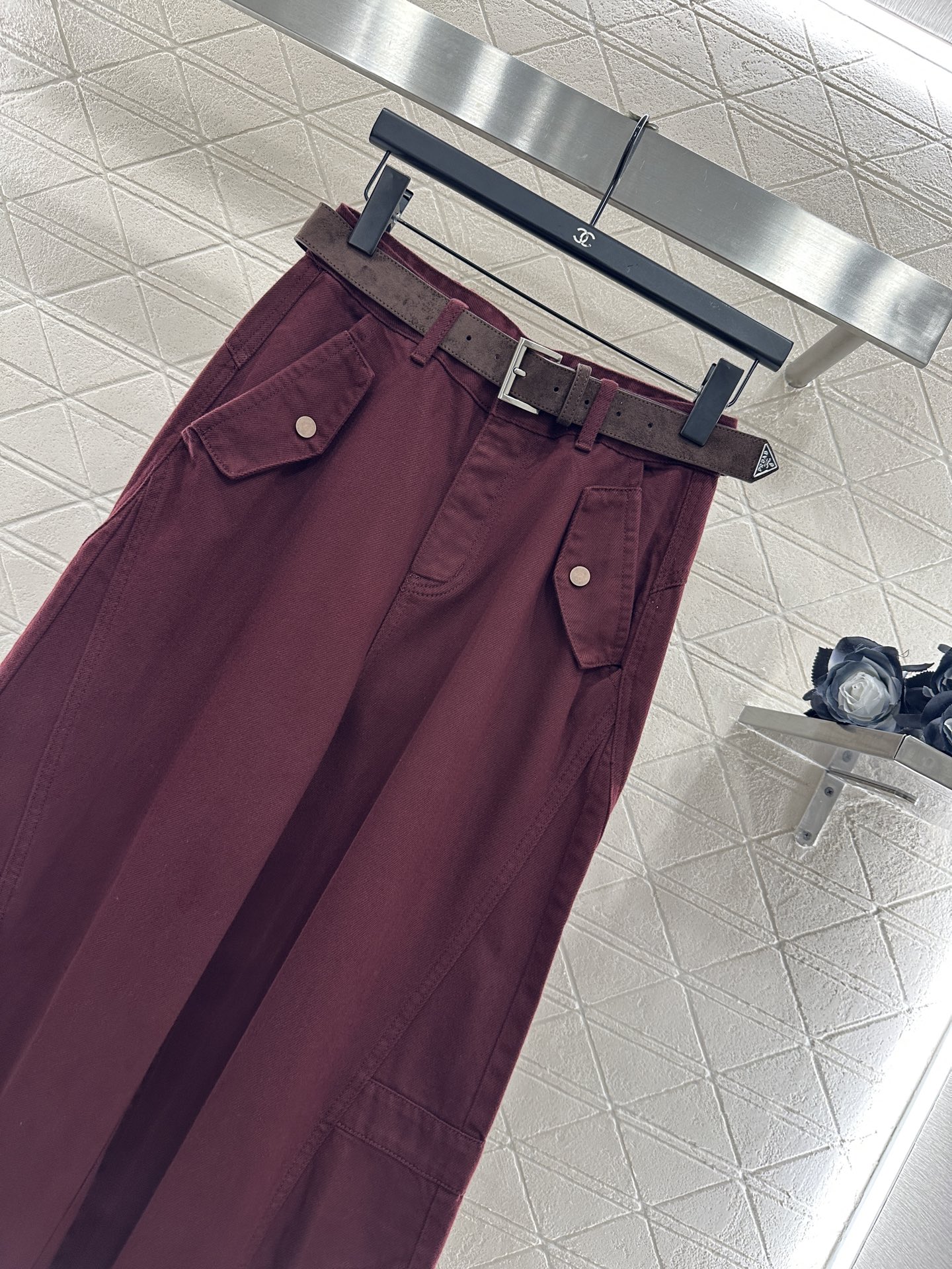 ♥Prad*♥2025新品上架 翻盖口袋工装长裤定制YB斜纹牛仔棉材质，质感高级，垂感更强，高腰阔腿长裤