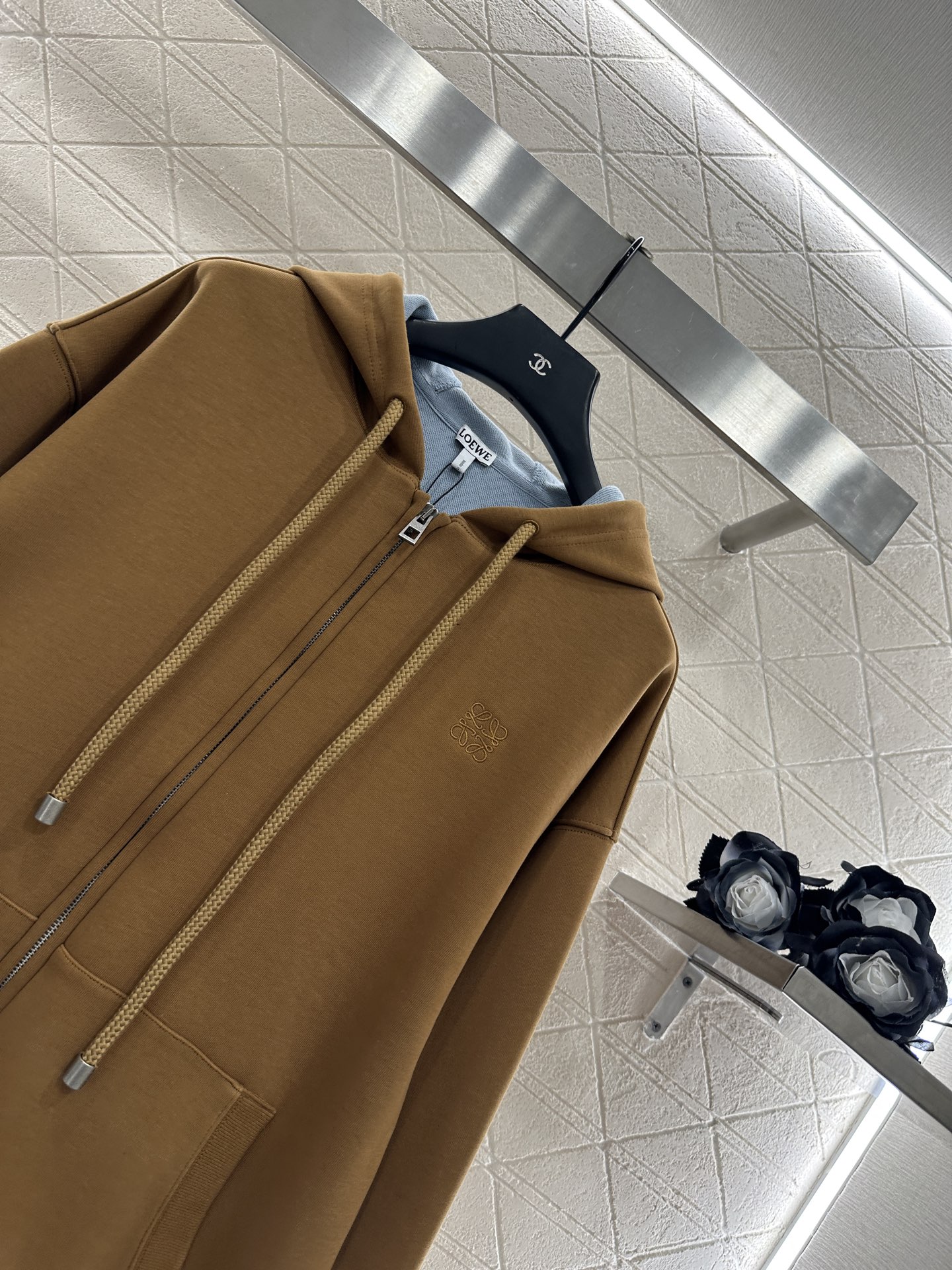 ♥Loew*♥2025新品上架 连帽拉链开襟抽绳外套定制YB原生全棉材质，柔软亲肤，久洗不易变形起球，质