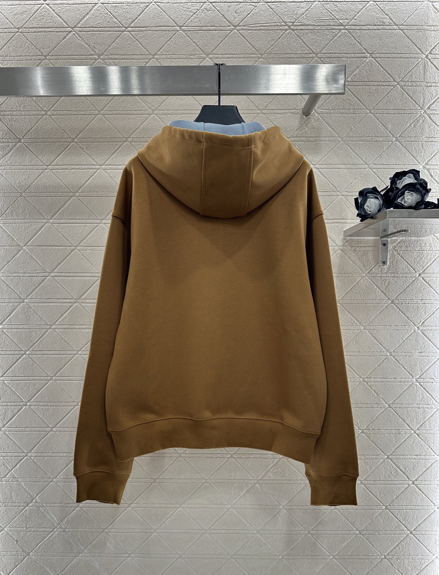 ♥Loew*♥2025新品上架 连帽拉链开襟抽绳外套定制YB原生全棉材质，柔软亲肤，久洗不易变形起球，质