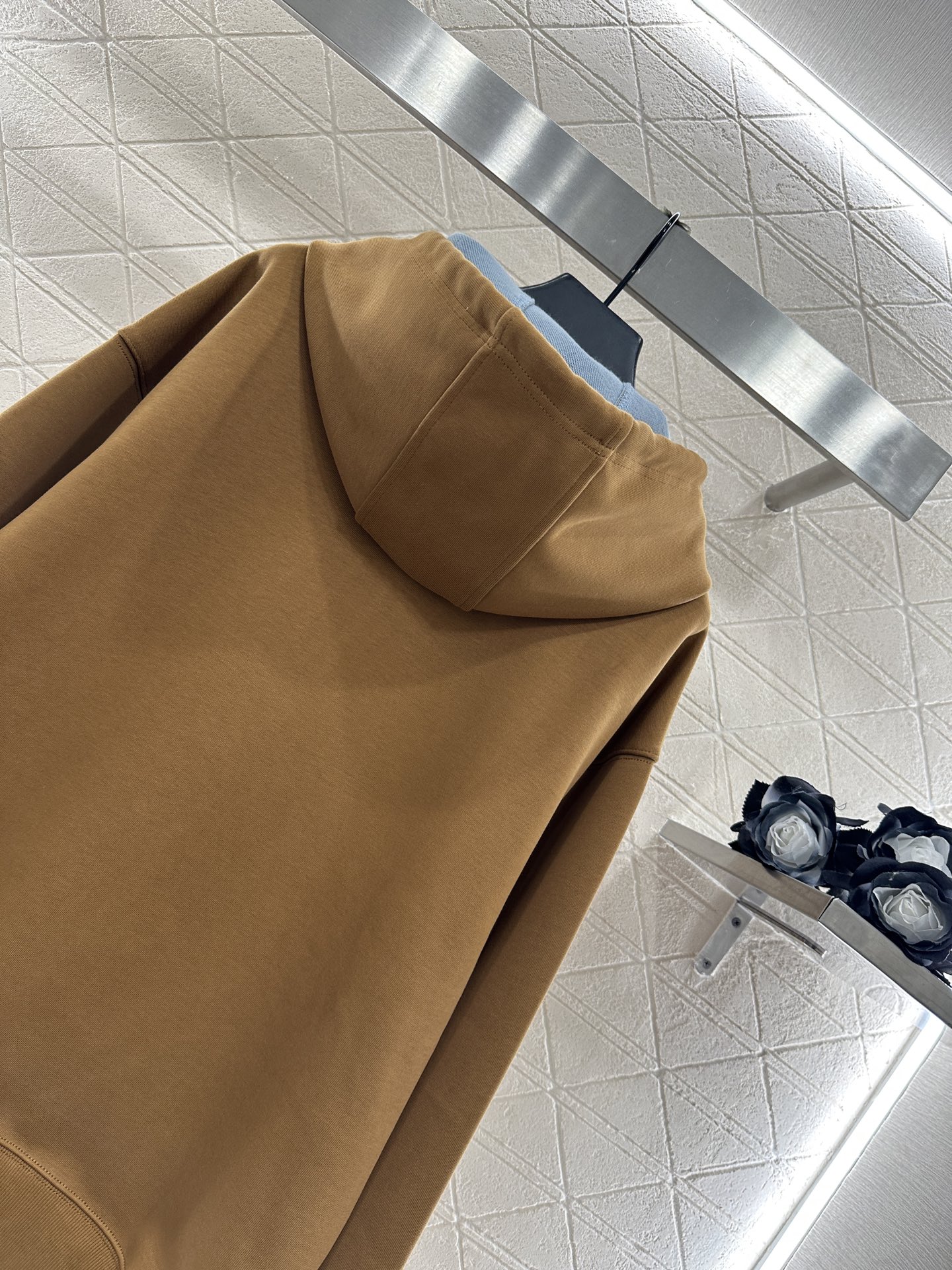 ♥Loew*♥2025新品上架 连帽拉链开襟抽绳外套定制YB原生全棉材质，柔软亲肤，久洗不易变形起球，质