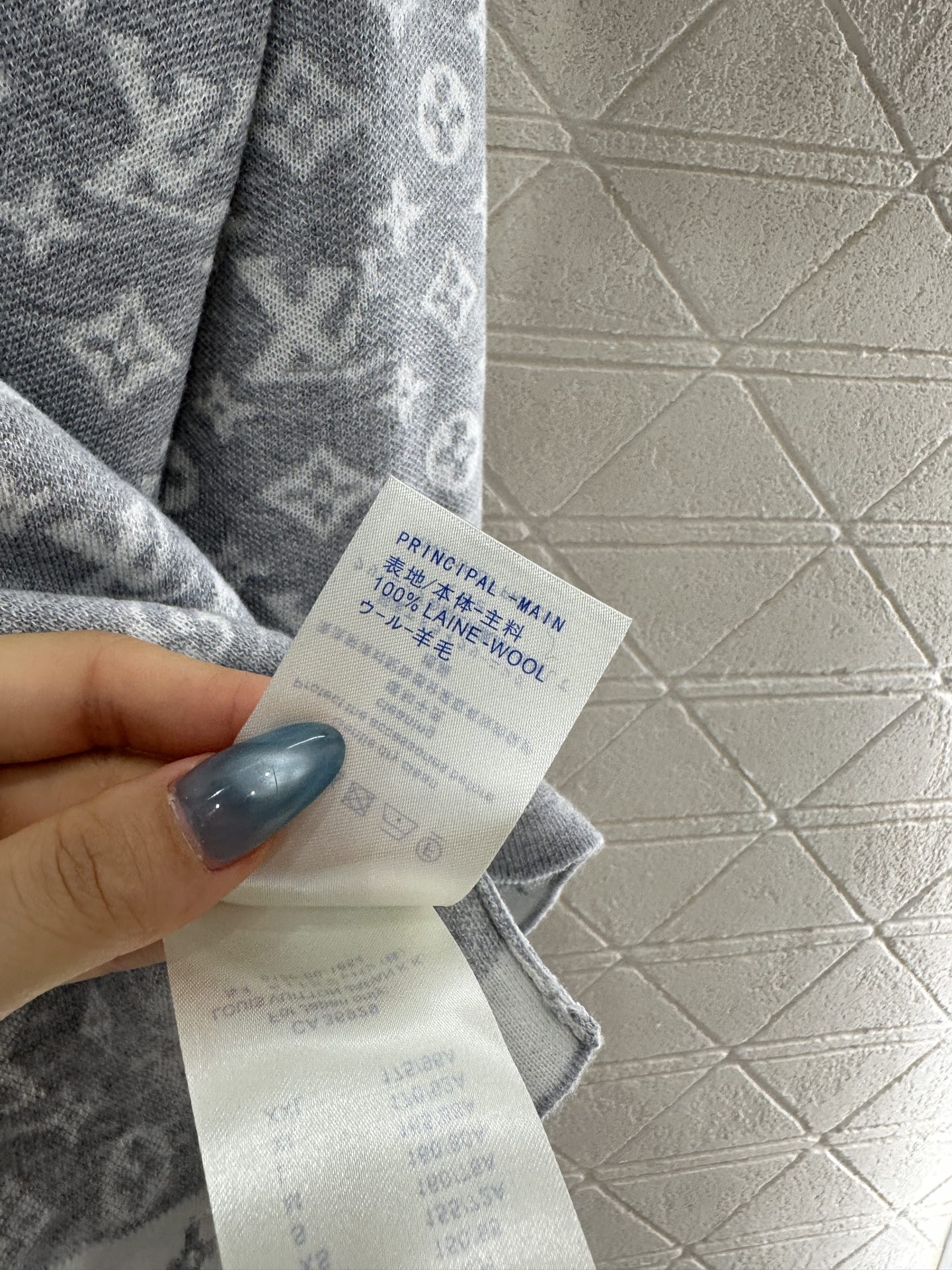 ♥Louis Vuitto*♥2025新品上架 提花宽松针织上衣定制YB羊毛纱线织造，质感高级舒适，套头