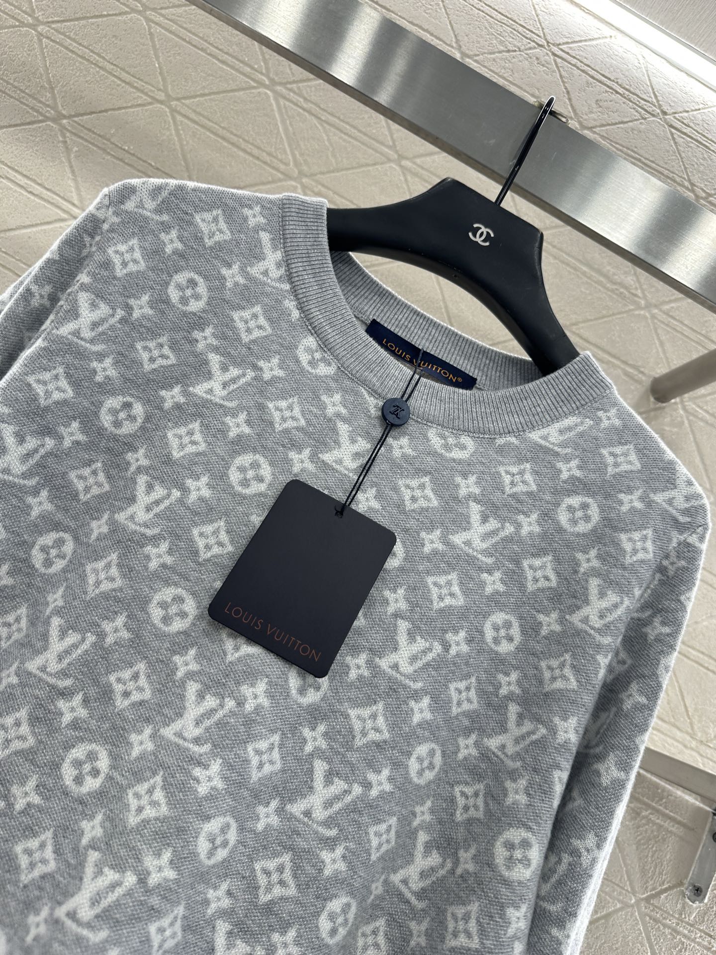 ♥Louis Vuitto*♥2025新品上架 提花宽松针织上衣定制YB羊毛纱线织造，质感高级舒适，套头