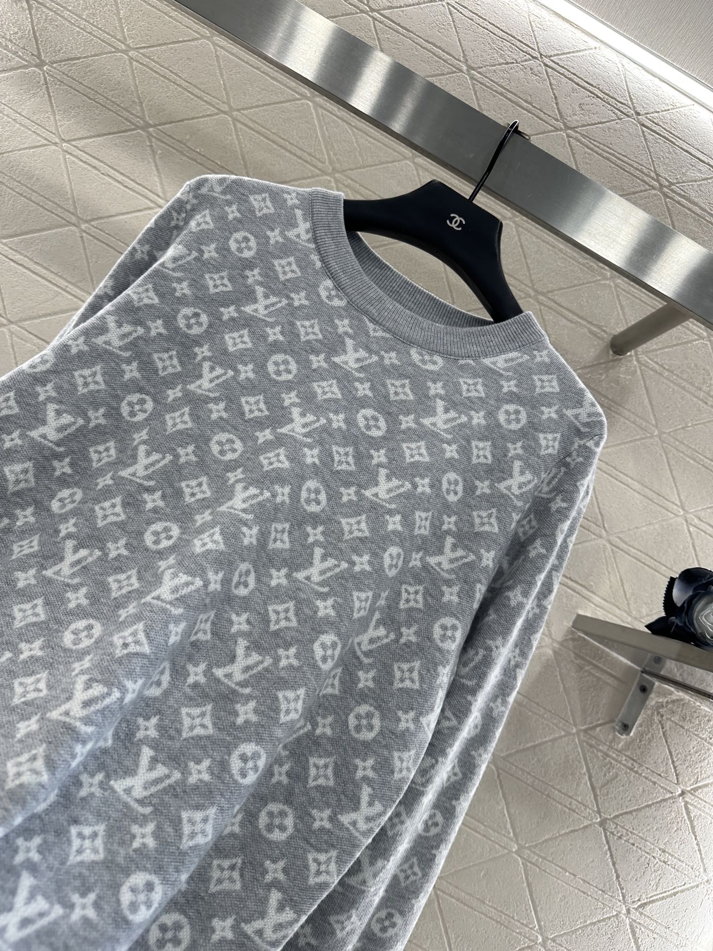 ♥Louis Vuitto*♥2025新品上架 提花宽松针织上衣定制YB羊毛纱线织造，质感高级舒适，套头