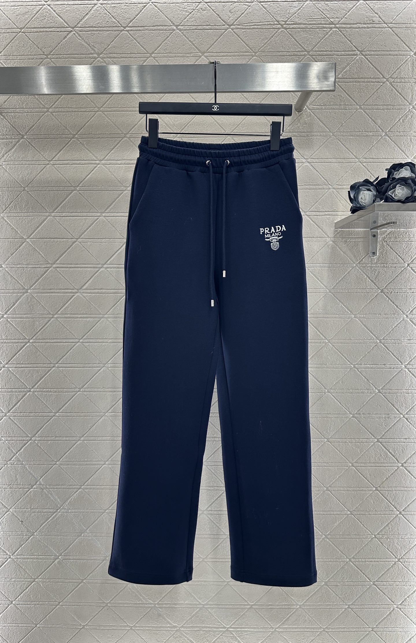 ♥Prad*♥2025新品上架 拉链翻领外套长裤套装定制YB斜纹全棉材质，质感光泽，品相高级，常规翻领外