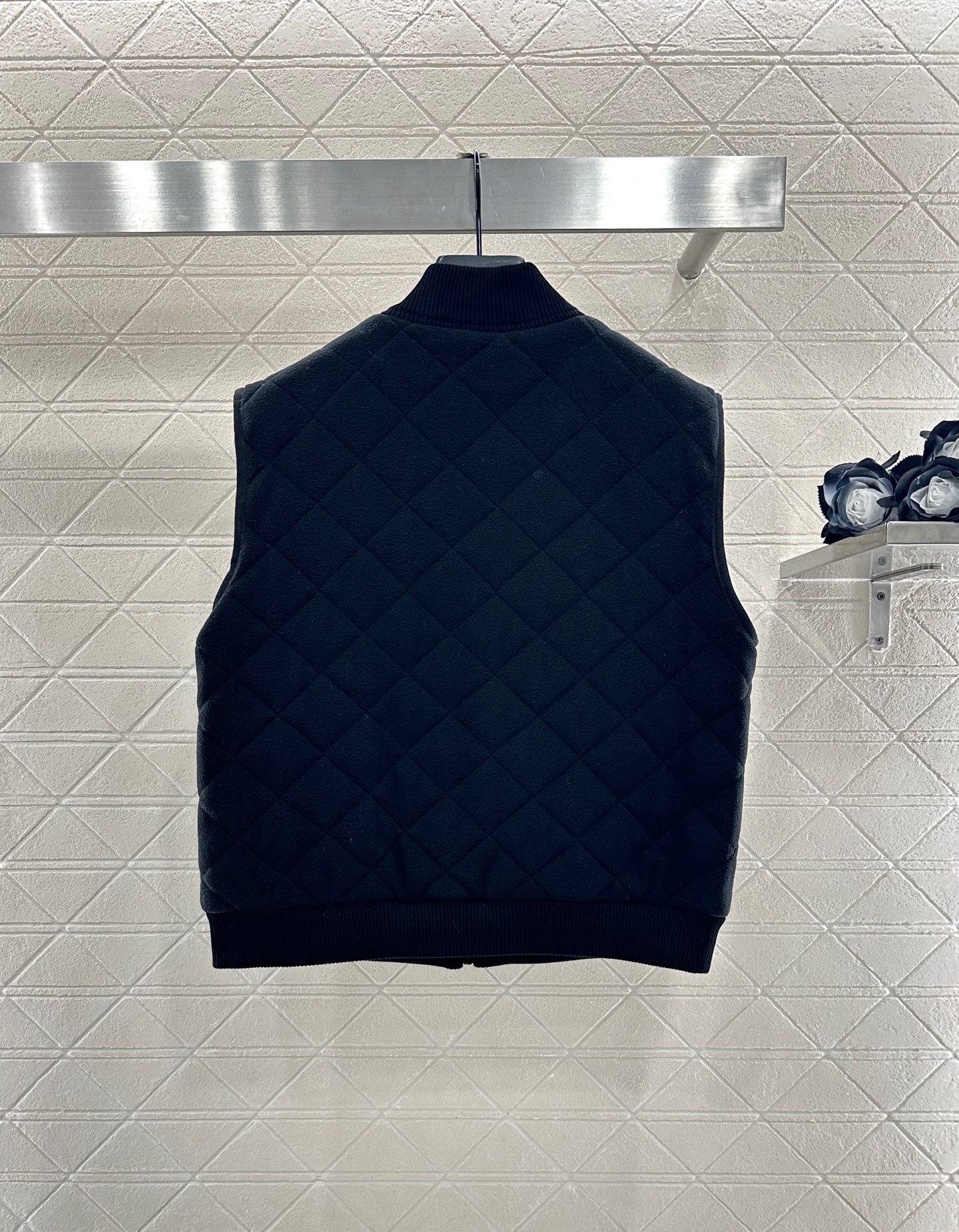 ♥Miumi*♥ 2025新品上架 摇粒绒立领马甲定制YB摇粒绒材质，毛绒细腻，软糯舒适，修身马甲时髦不