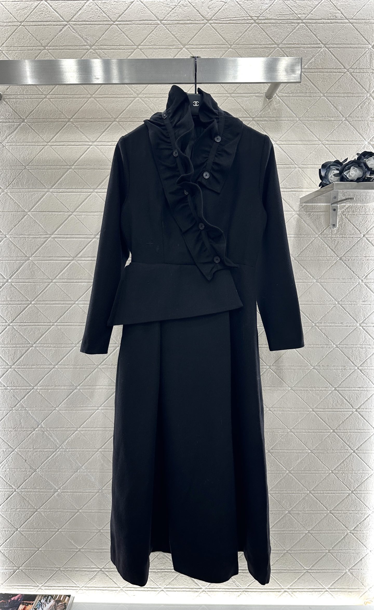 ♥Dio*♥2025新品上架 可拆卸褶皱花边连衣裙定制YB精仿羊毛材质，质感高级，垂顺有型，深浅灰黑两色