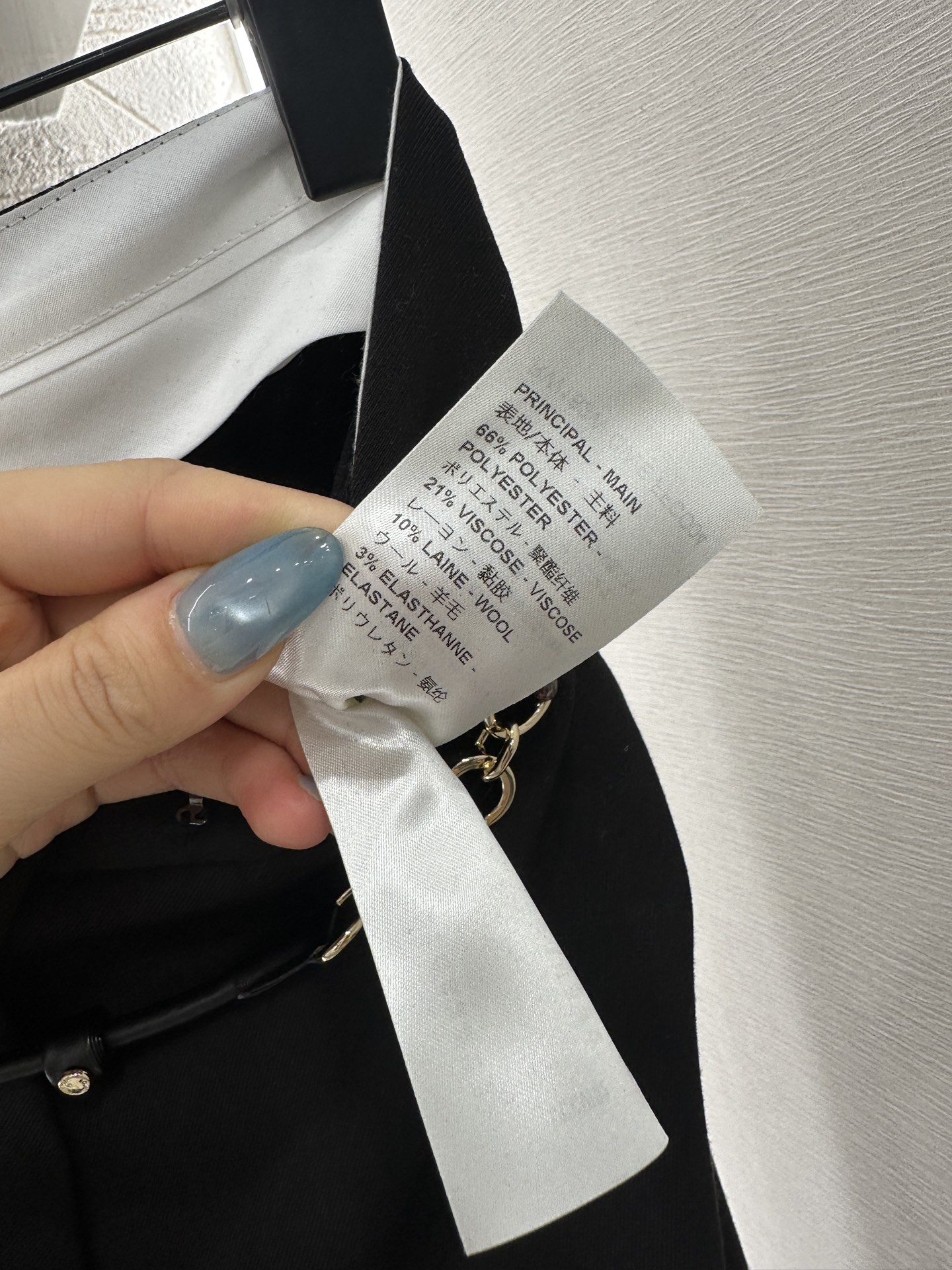 ♥Louis Vuitto*♥2025新品上架 皮革链扣西装直筒长裤定制YB进口精仿羊毛材质，质感光泽，