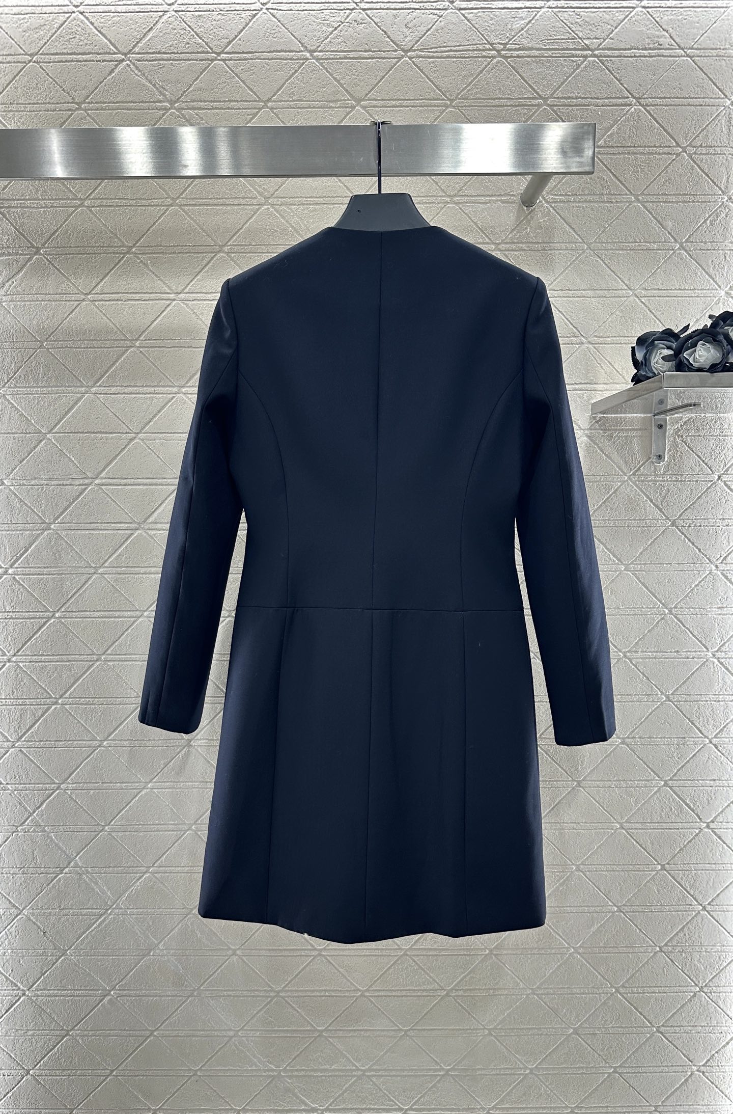 ♥Louis vuitto*♥2025新品上架 圆领皮革链扣中长外套定制YB进口精仿羊毛材质，质感高级，