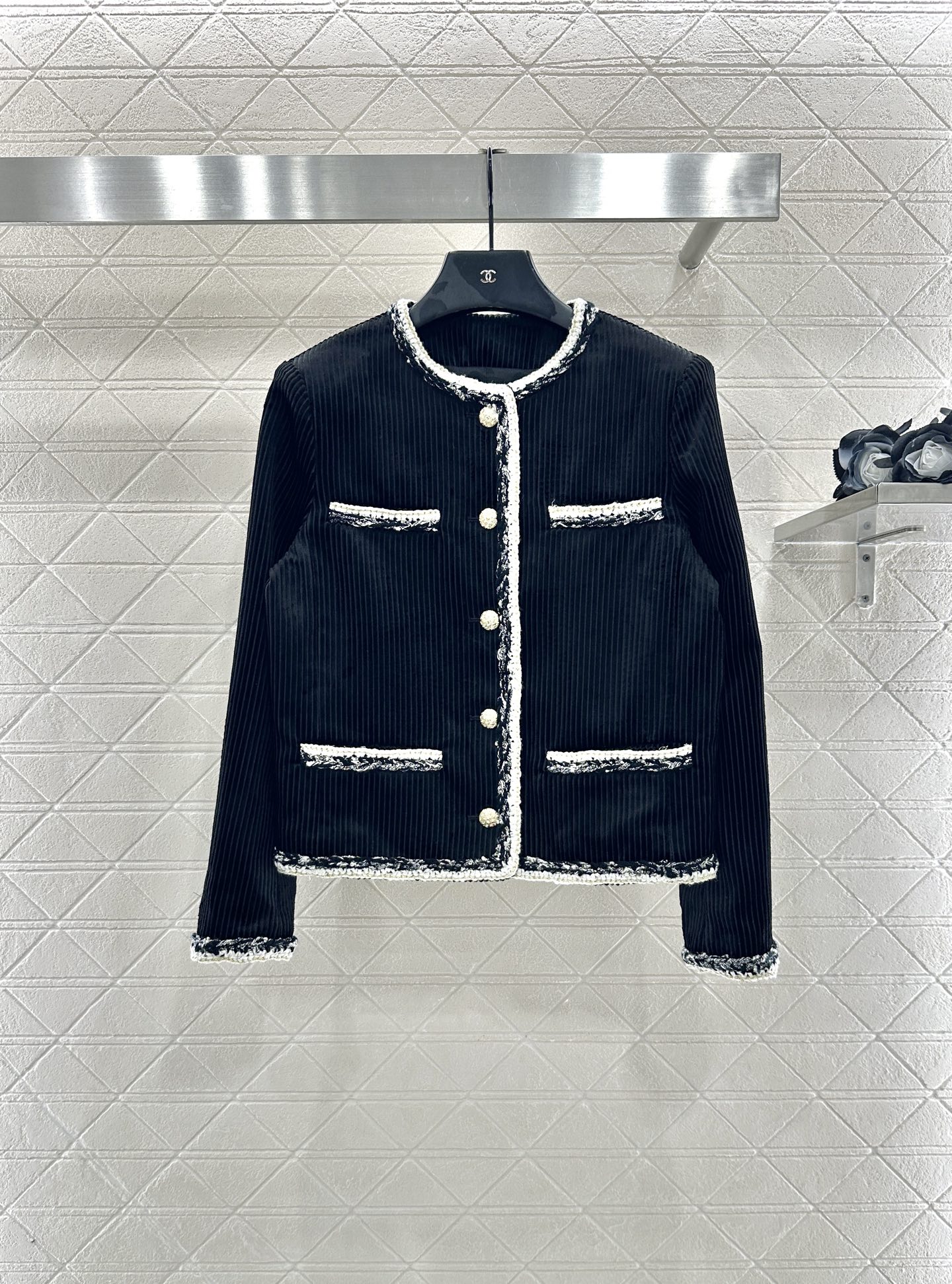 ♥Chane*♥2025新品上架 撞色捆边灯芯绒洋装外套定制YB进口灯芯绒材质，肌理明显，质感上乘，圆领