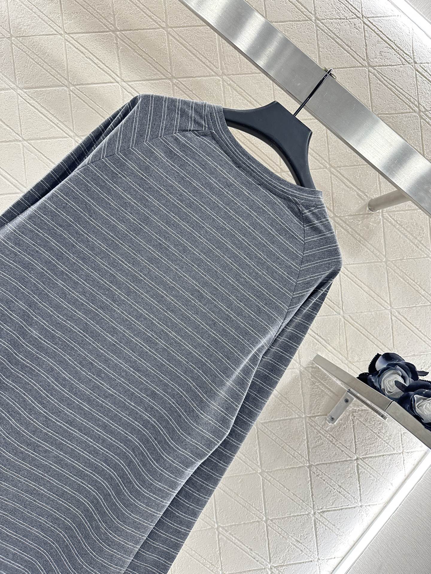 ♥Sanit lauren*♥2025新品上架 廓形条纹长袖定制YB斜纹全棉材质，质感光泽，弹力十足，圆