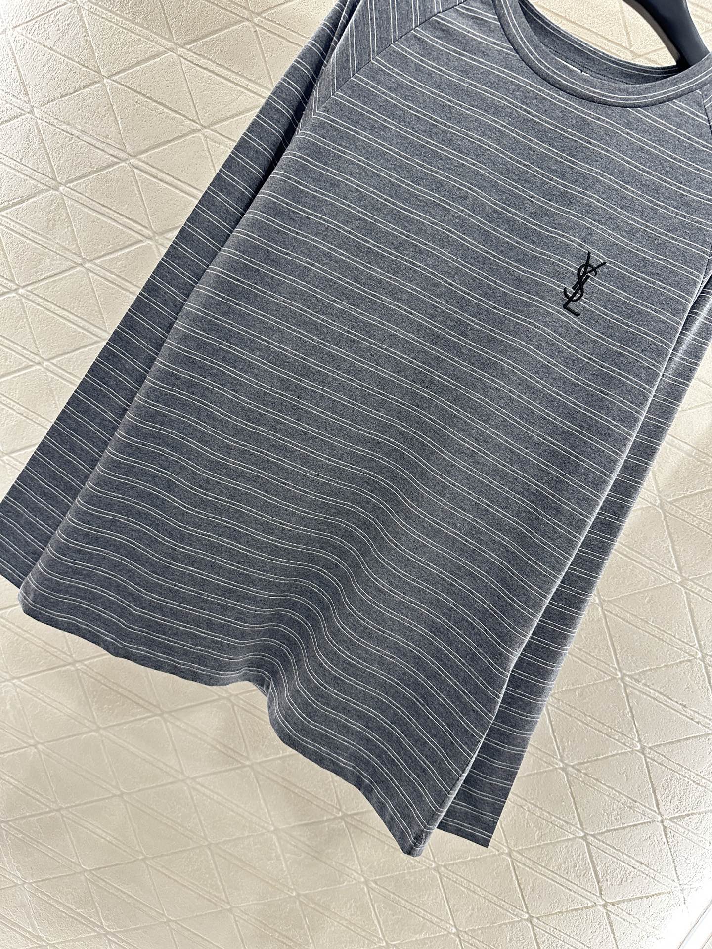 ♥Sanit lauren*♥2025新品上架 廓形条纹长袖定制YB斜纹全棉材质，质感光泽，弹力十足，圆