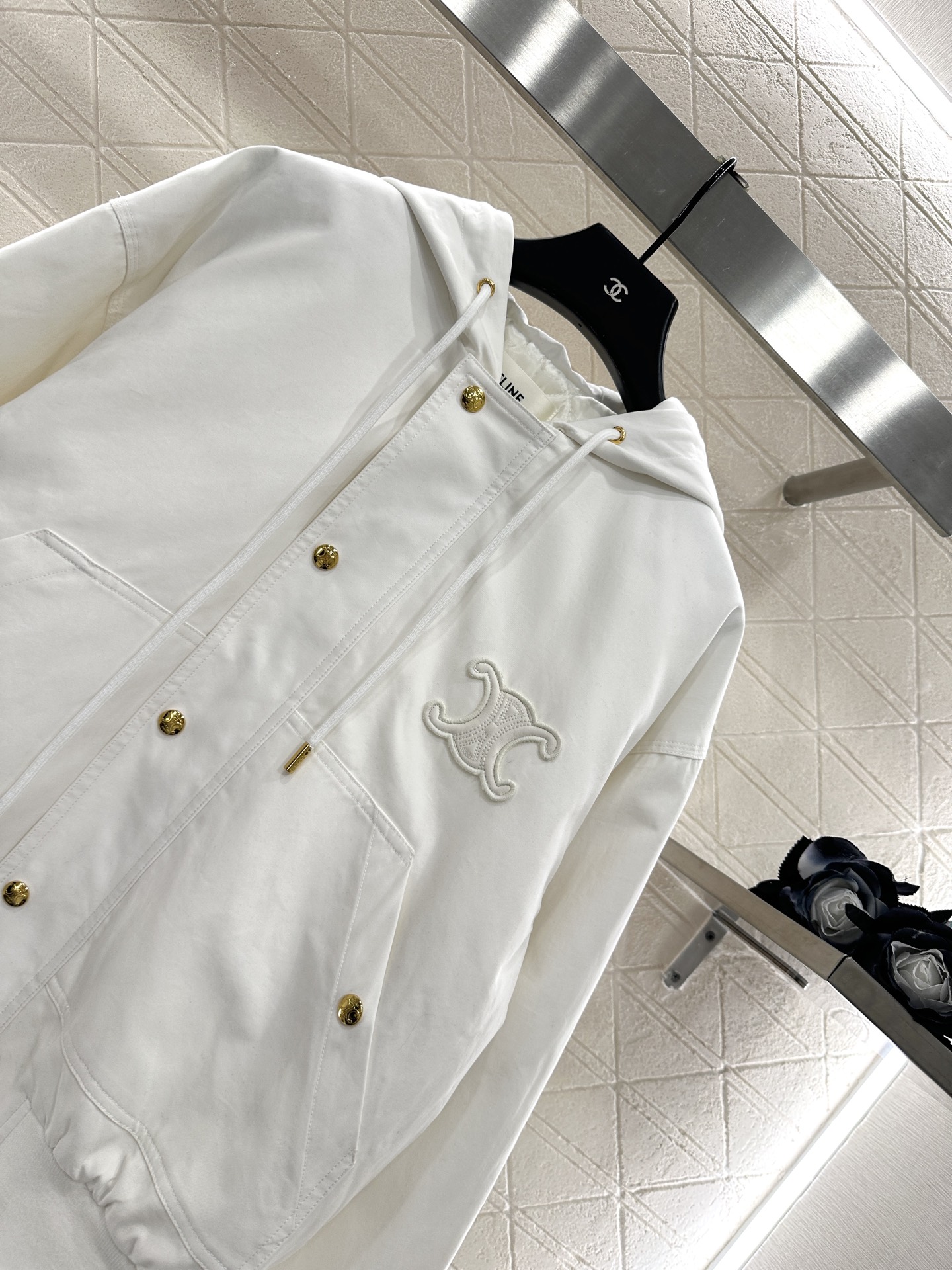 ♥Celin*♥2025新品上架 连帽夹棉抽绳外套定制YB斜纹全棉材质，质感光泽，品相十足，裁剪垂顺流畅