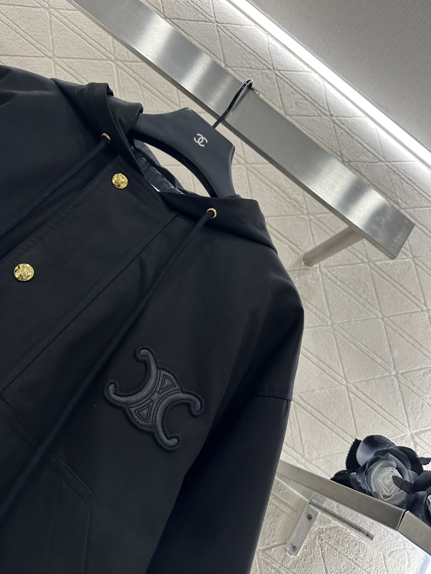 ♥Celin*♥2025新品上架 连帽夹棉抽绳外套定制YB斜纹全棉材质，质感光泽，品相十足，裁剪垂顺流畅