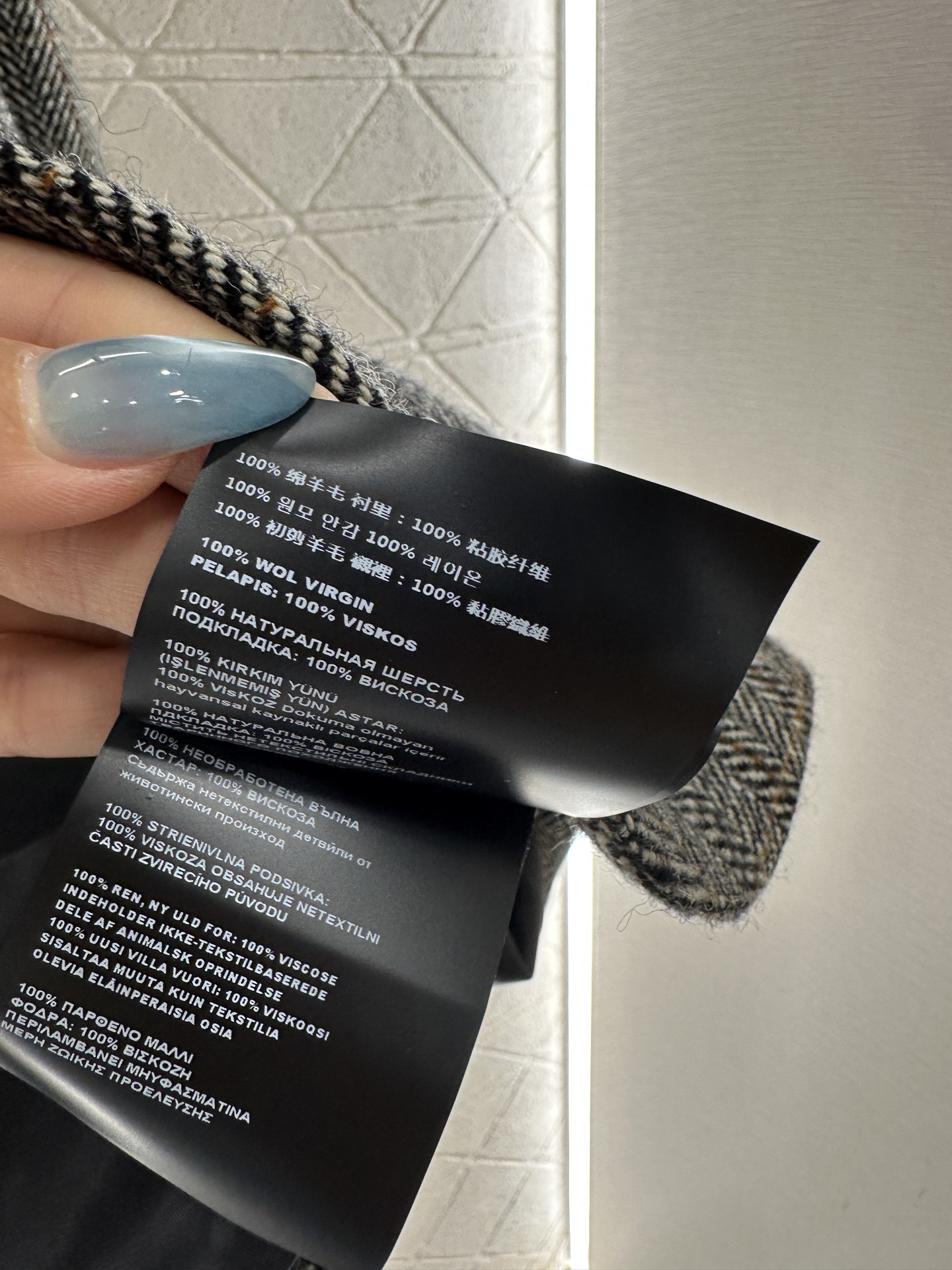 ♥Miumi*♥2025新品上架 翻领格纹口袋西装外套定制YB进口精纺羊毛材质，质感光泽，垂感更强，毛呢