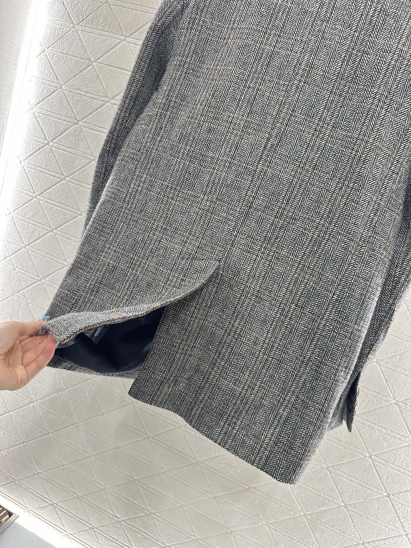 ♥Miumi*♥2025新品上架 翻领格纹口袋西装外套定制YB进口精纺羊毛材质，质感光泽，垂感更强，毛呢