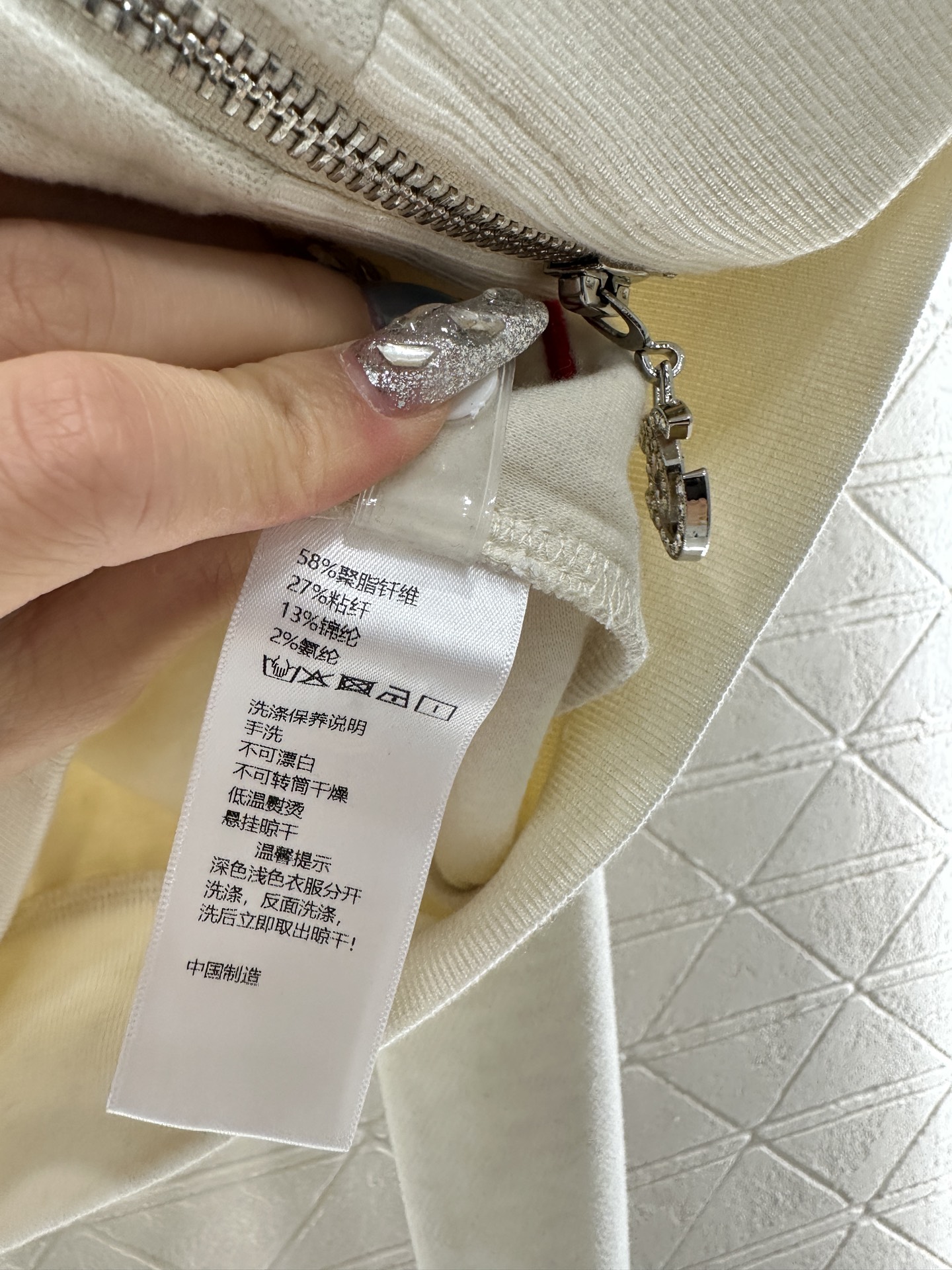 ♥Chane*♥2025新品上架 连帽外套长裤套装定制YB进口棉纶材质，舒适好穿，垂顺有型，连帽拉链外套