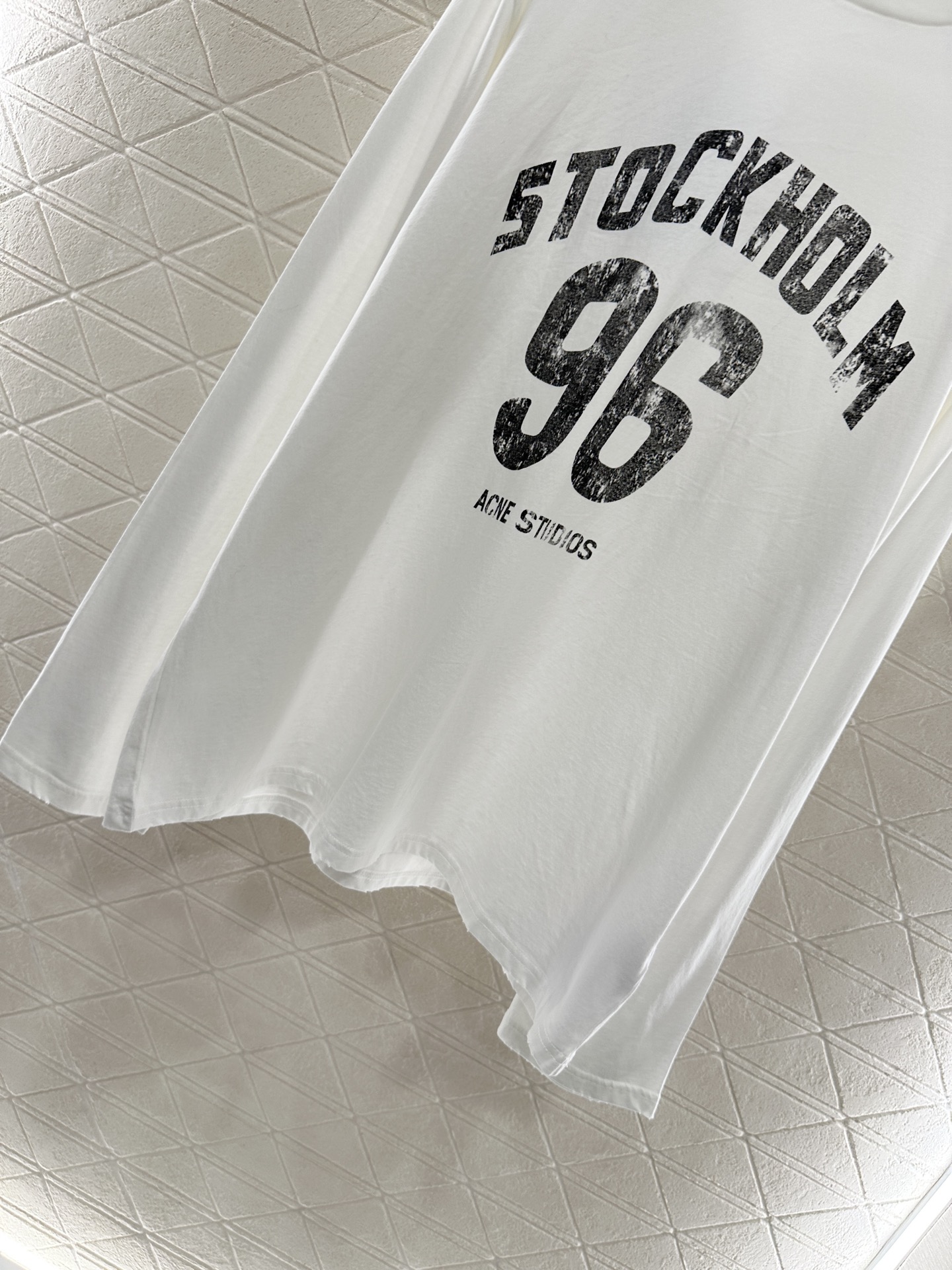 ♥Acne studio*♥2025新品上架 圆领字母印花长袖上衣定制YB斜纹全棉材质，质感细腻，穿搭舒