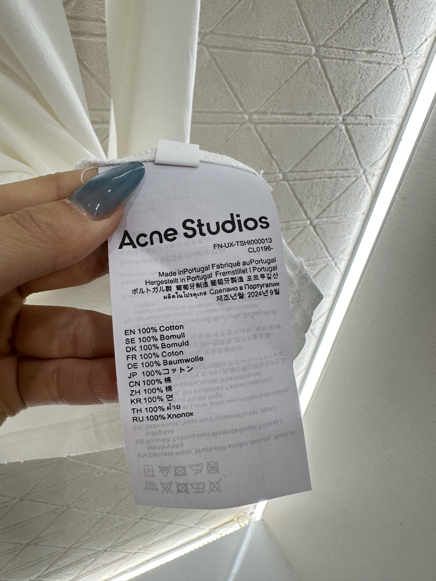 ♥Acne studio*♥2025新品上架 圆领字母印花长袖上衣定制YB斜纹全棉材质，质感细腻，穿搭舒