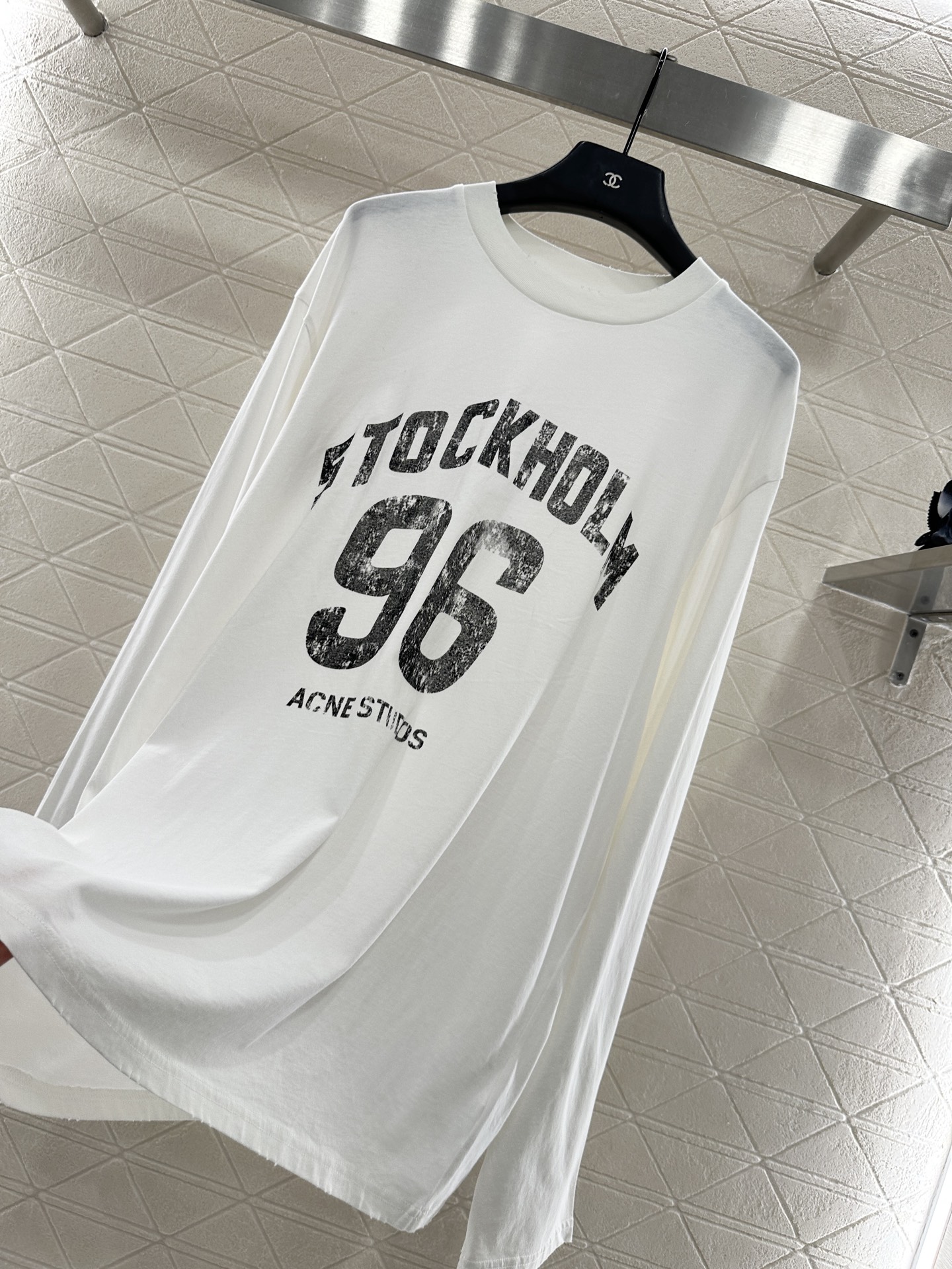 ♥Acne studio*♥2025新品上架 圆领字母印花长袖上衣定制YB斜纹全棉材质，质感细腻，穿搭舒