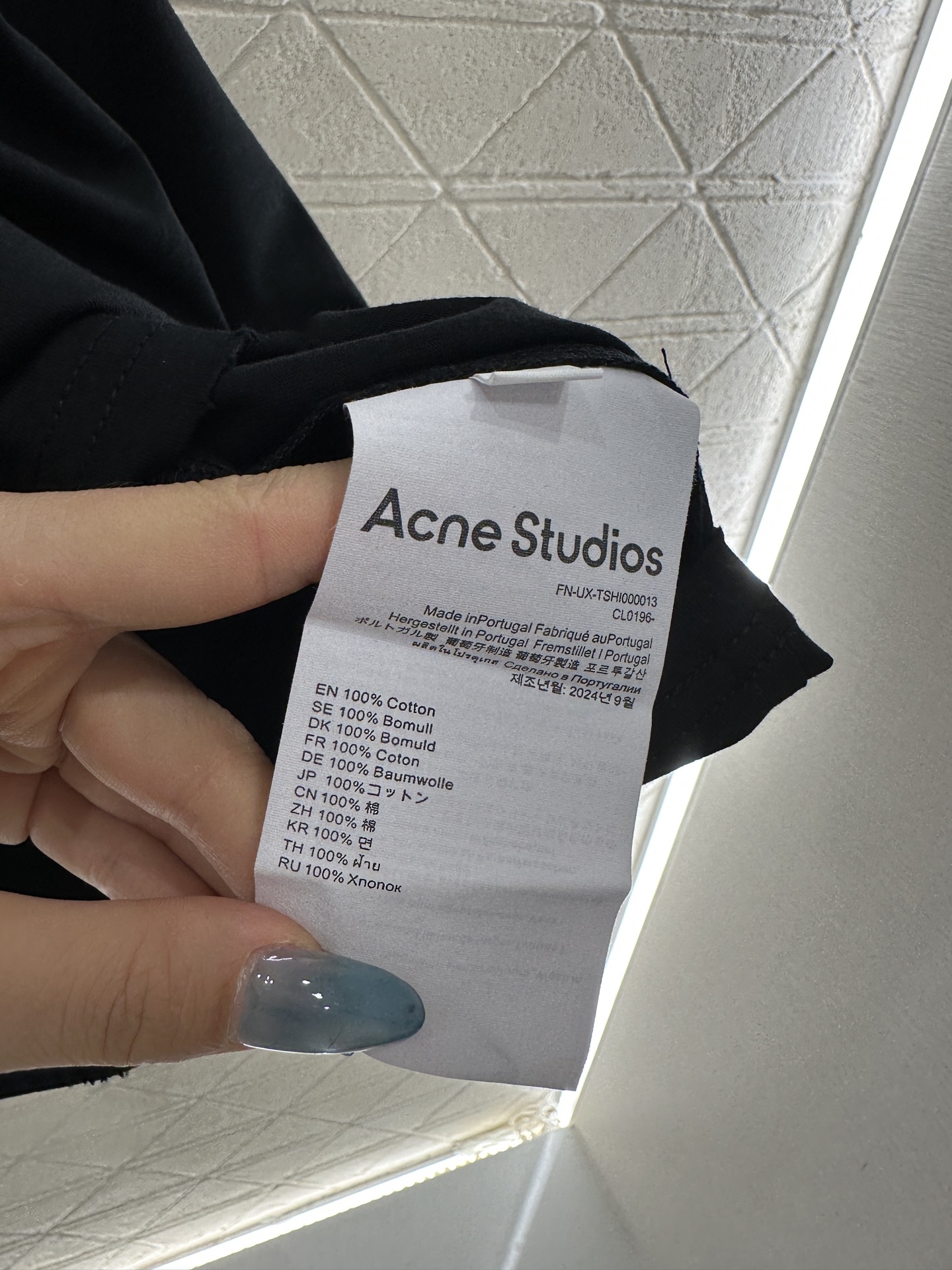 ♥Acne studio*♥2025新品上架 圆领字母印花长袖上衣定制YB斜纹全棉材质，质感细腻，穿搭舒