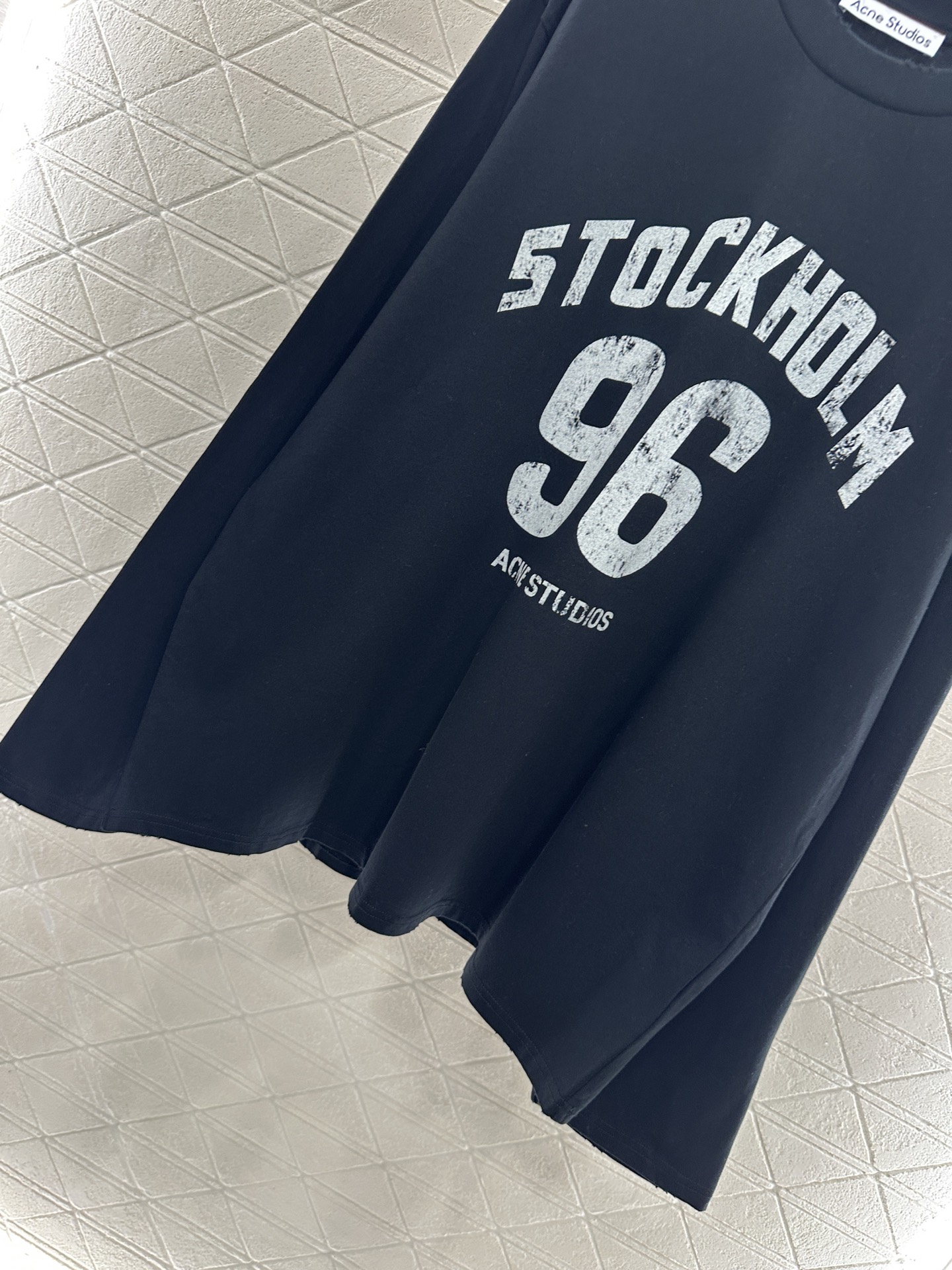 ♥Acne studio*♥2025新品上架 圆领字母印花长袖上衣定制YB斜纹全棉材质，质感细腻，穿搭舒