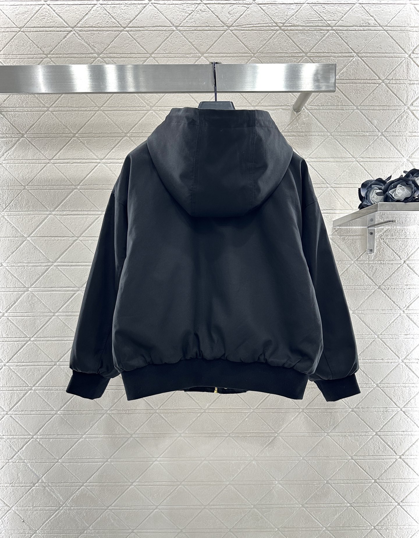♥Celin*♥2025新品上架 连帽夹棉抽绳外套定制YB斜纹全棉材质，质感光泽，品相十足，裁剪垂顺流畅