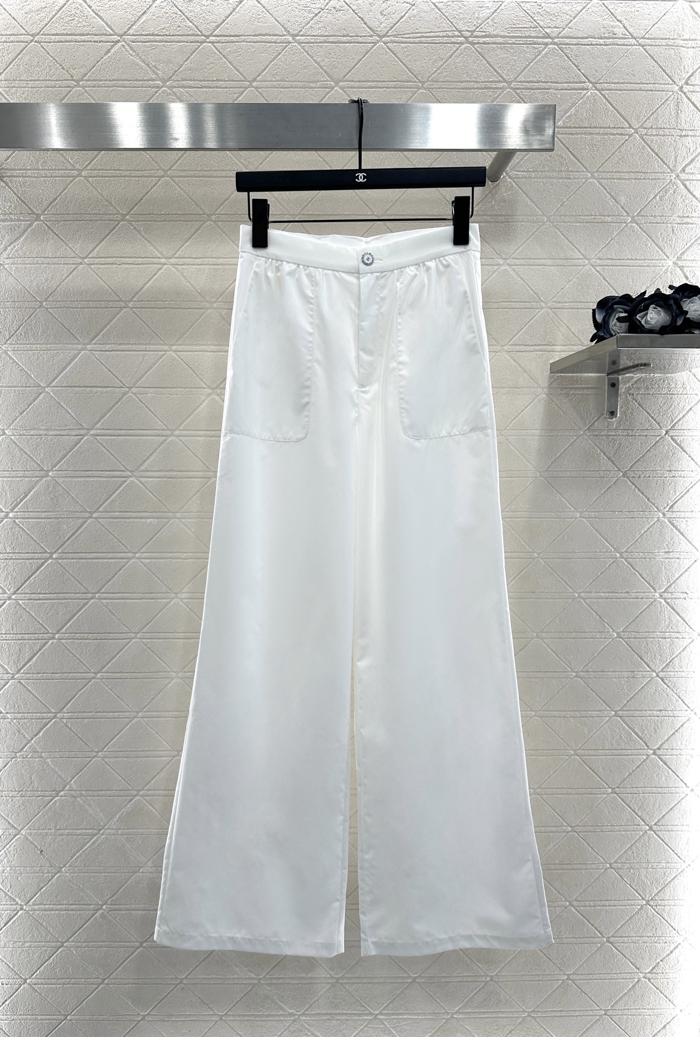 ♥Chane*♥2025新品上架 圆领口袋外套长裤套装定制YB斜纹全棉材质，质感舒适细腻，透气十足，圆领