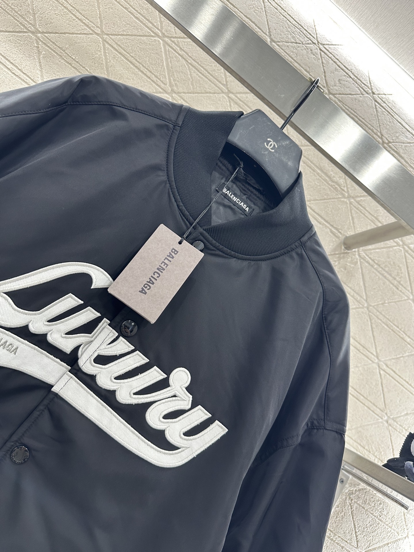 ♥Balenciag*♥2025新品上架 字母徽标棉服外套定制YB进口防风防水尼龙材质，质感高级，品相十