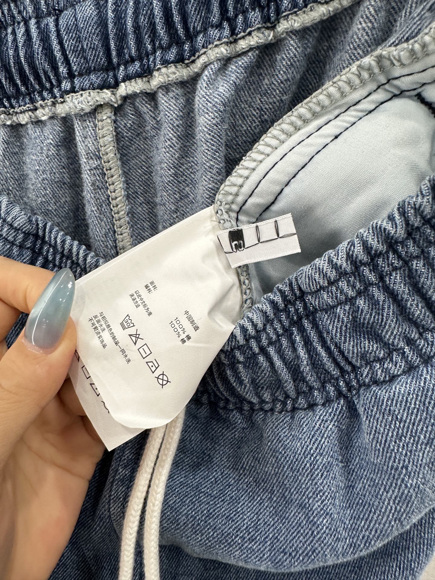 ♥Alexander wan*♥2025新品上架 磨绒抽绳弯刀长裤定制YB斜纹全棉材质，质感舒适，挺括有