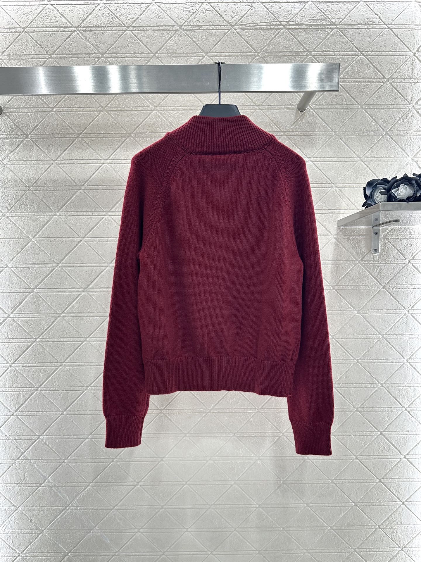 ♥Miumi*♥2025新品上架 拉链针织外套定制YB羊毛纱线织造，质感高级，舒适柔软，拉链针织外套剪裁