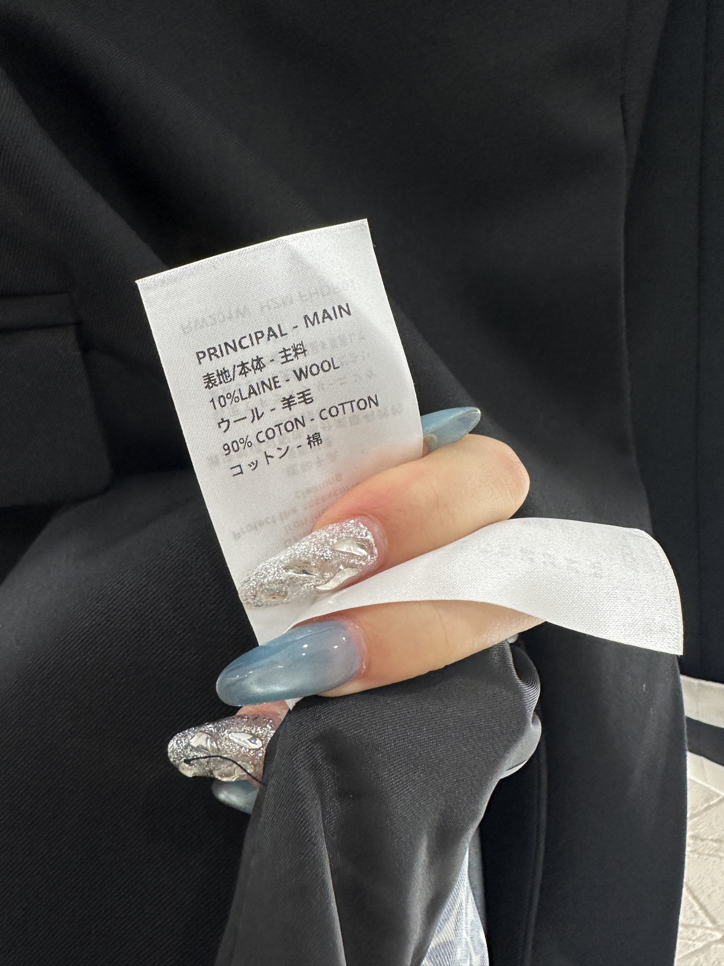 ♥Louis Vuitto*♥2025新品上架 腰带拼接不规则西服定制YB精纺羊毛材质，剪裁高级，挺括有