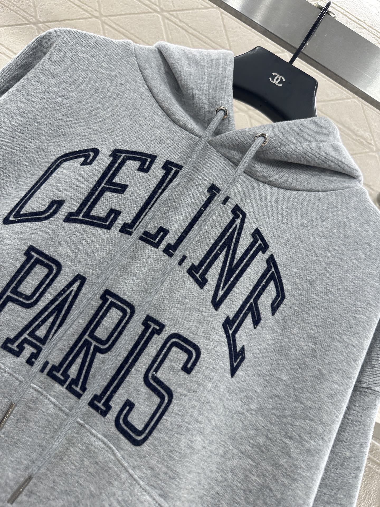 ♥Celin*♥2025新品上架 连帽字母卫衣定制YB原生全棉材质，柔软亲肤，久洗不易变形起球，质感十足