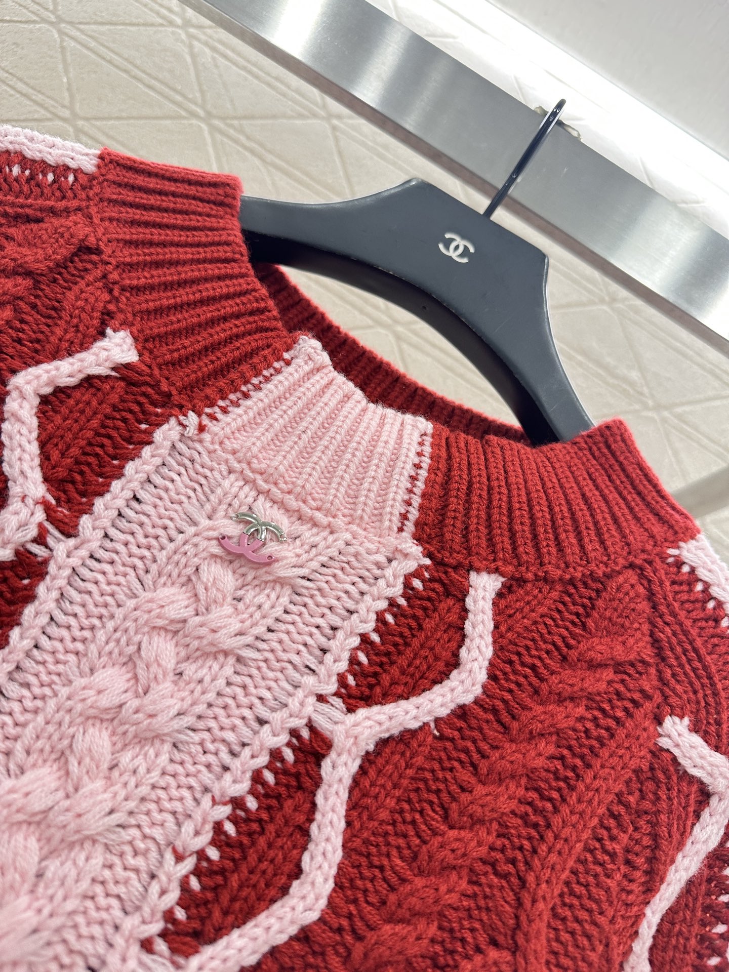 ♥Chane*♥2025新品上架 麻花撞色钩针毛衣裙定制YB羊毛纱线织造，质感高级舒适，套头针织毛衣裙剪