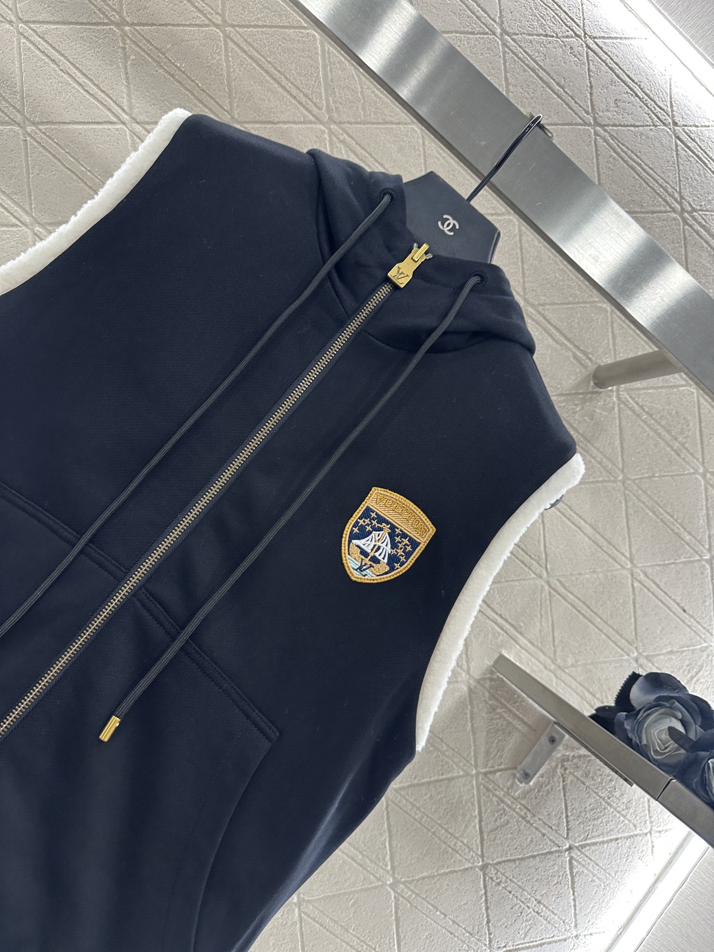 ♥Louis vuitto*♥2025新品上架 两面穿泰迪马甲定制YB进口棉毛材质，毛量充足，防风御寒，