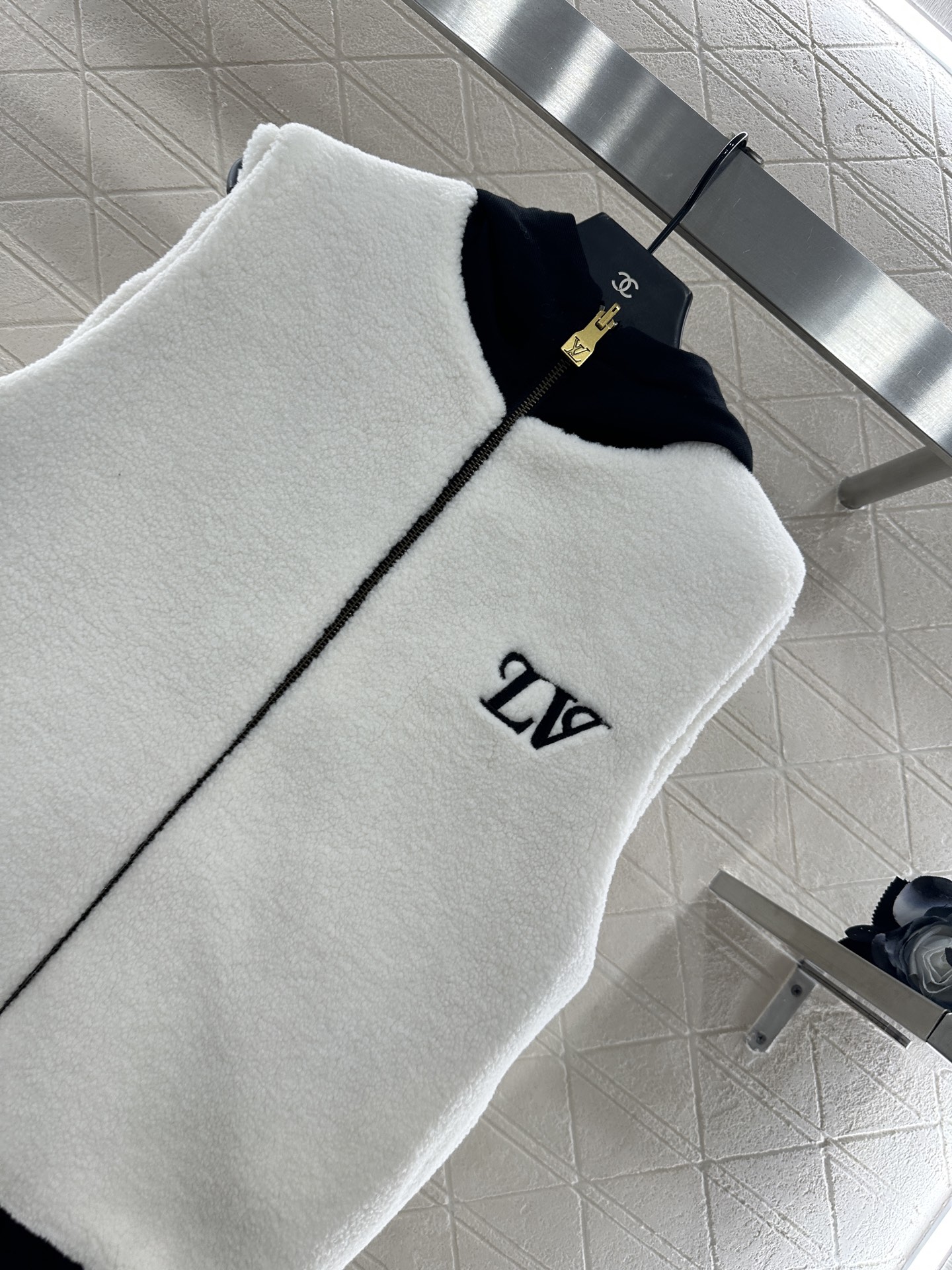 ♥Louis vuitto*♥2025新品上架 两面穿泰迪马甲定制YB进口棉毛材质，毛量充足，防风御寒，