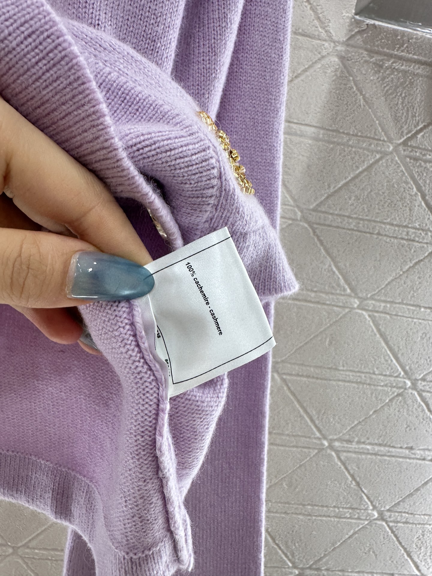 ♥Chane*♥2025新品上架 重工钉珠针织开衫定制YB羊绒纱线织造，密度细针织造，清晰毛感肌理，舒适