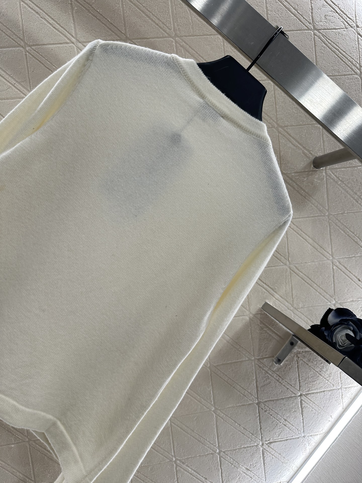 ♥Chane*♥2025新品上架 重工钉珠针织开衫定制YB羊绒纱线织造，密度细针织造，清晰毛感肌理，舒适