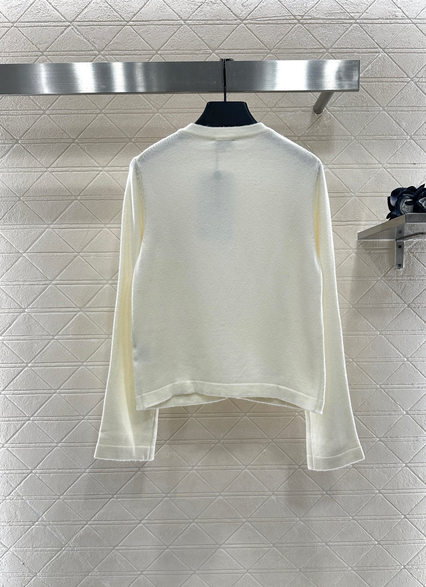 ♥Chane*♥2025新品上架 重工钉珠针织开衫定制YB羊绒纱线织造，密度细针织造，清晰毛感肌理，舒适