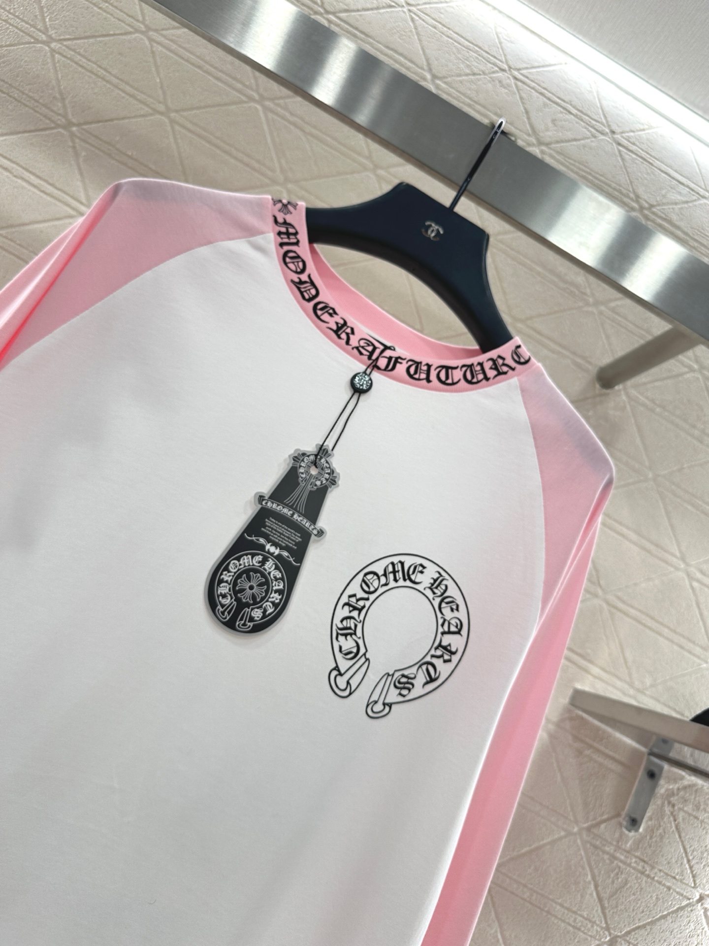 ♥Chrome hear*♥2025新品上架 字母印花撞色插肩长袖上衣定制YB斜纹全棉材质，质感舒适，弹