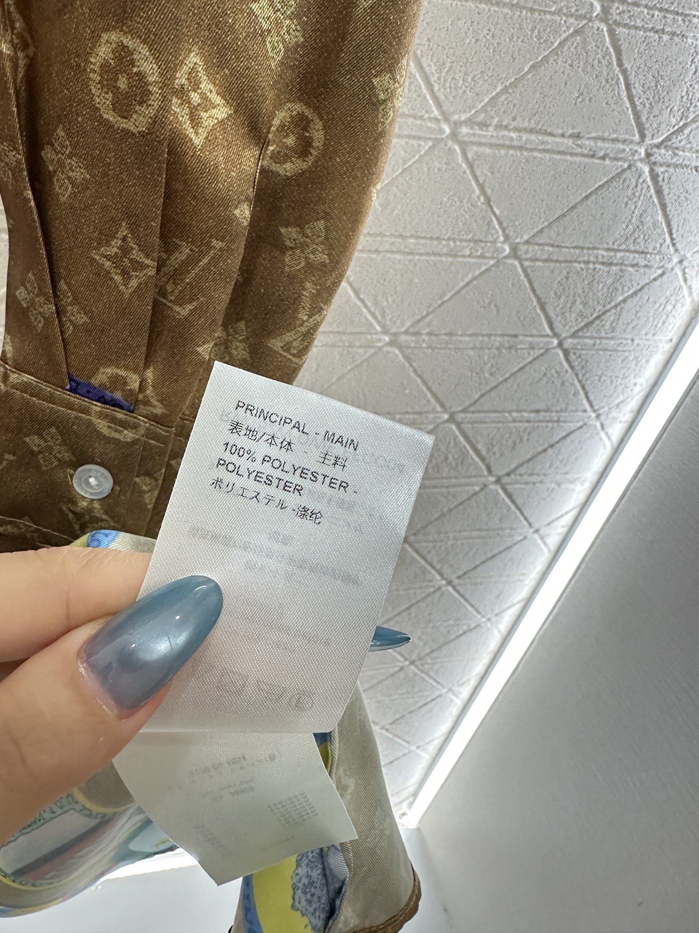 ♥Louis Vuitto*♥2025新品上架 翻领印花徽章衬衣裙定制YB进口斜纹稠材质，舒适亲肤，垂顺