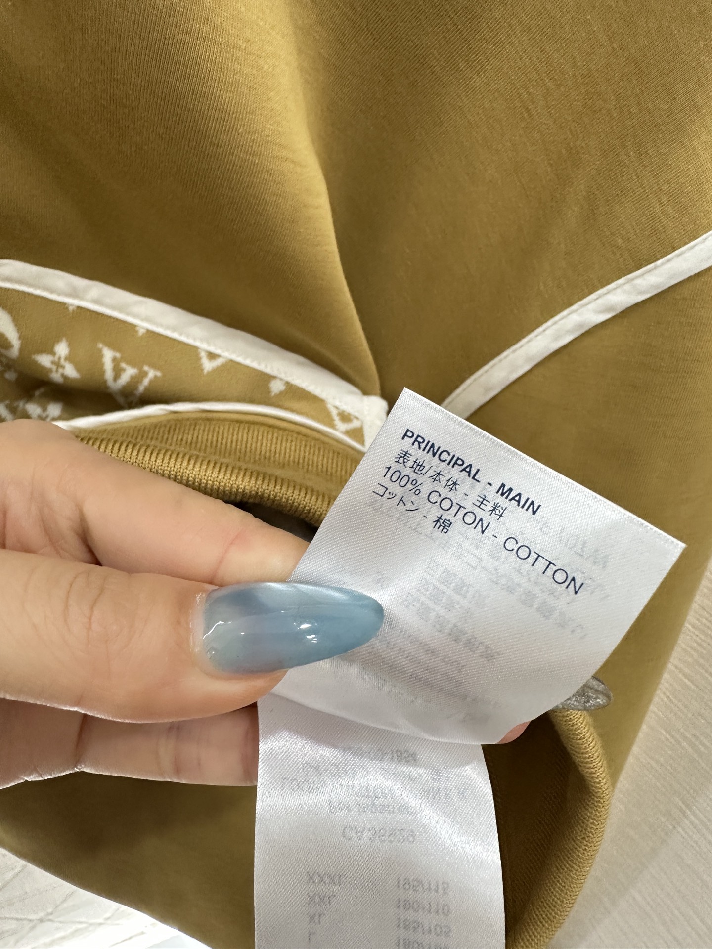 ♥Louis vuitto*♥2025新品上架 连帽提花外套长裤套装定制YB进口棉纶混纺材质，复合工艺处