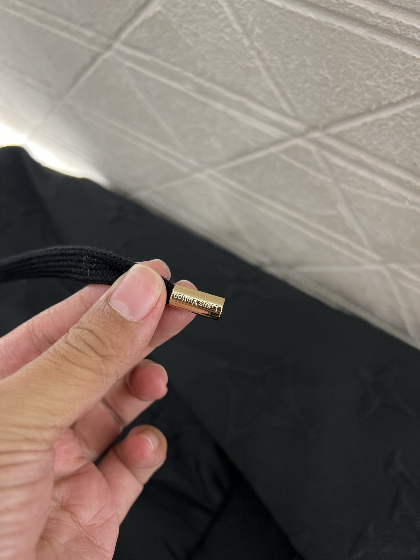 ♥Louis vuitto*♥2025新品上架 压花连帽收腰外套长裤套装定制YB进口压花材质，舒适亲肤，