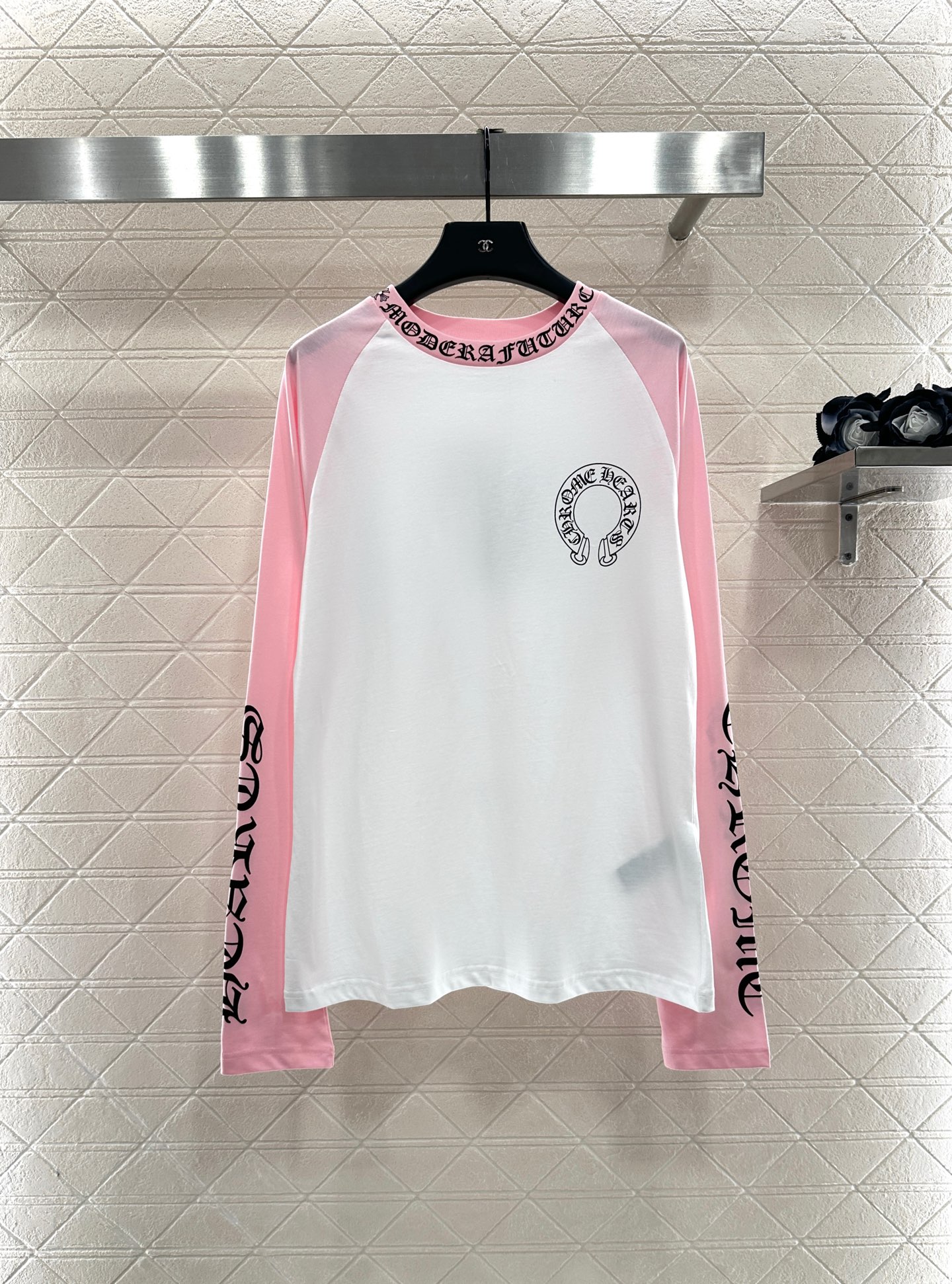 ♥Chrome hear*♥2025新品上架 字母印花撞色插肩长袖上衣定制YB斜纹全棉材质，质感舒适，弹