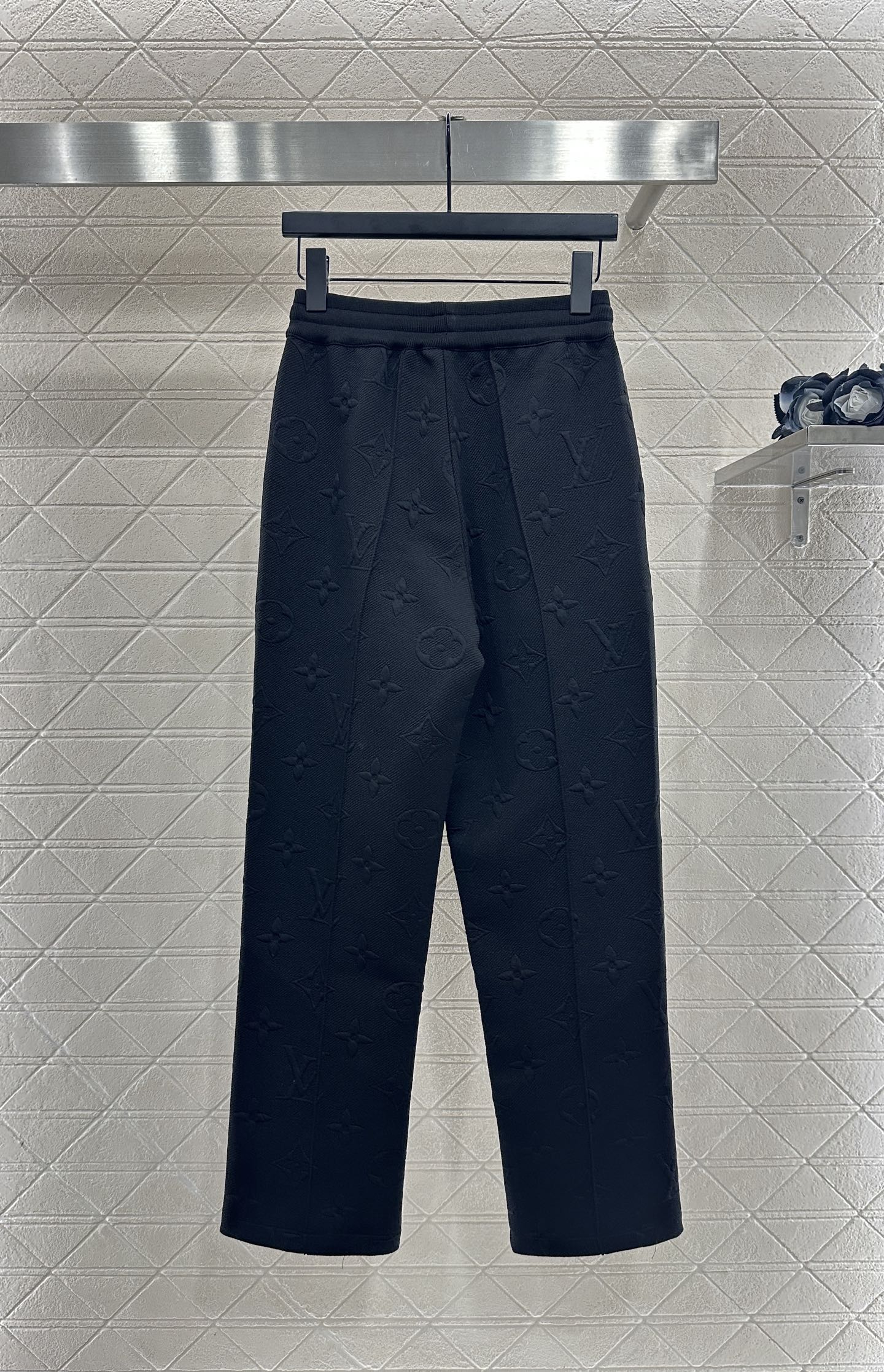 ♥Louis vuitto*♥2025新品上架 压花连帽收腰外套长裤套装定制YB进口压花材质，舒适亲肤，