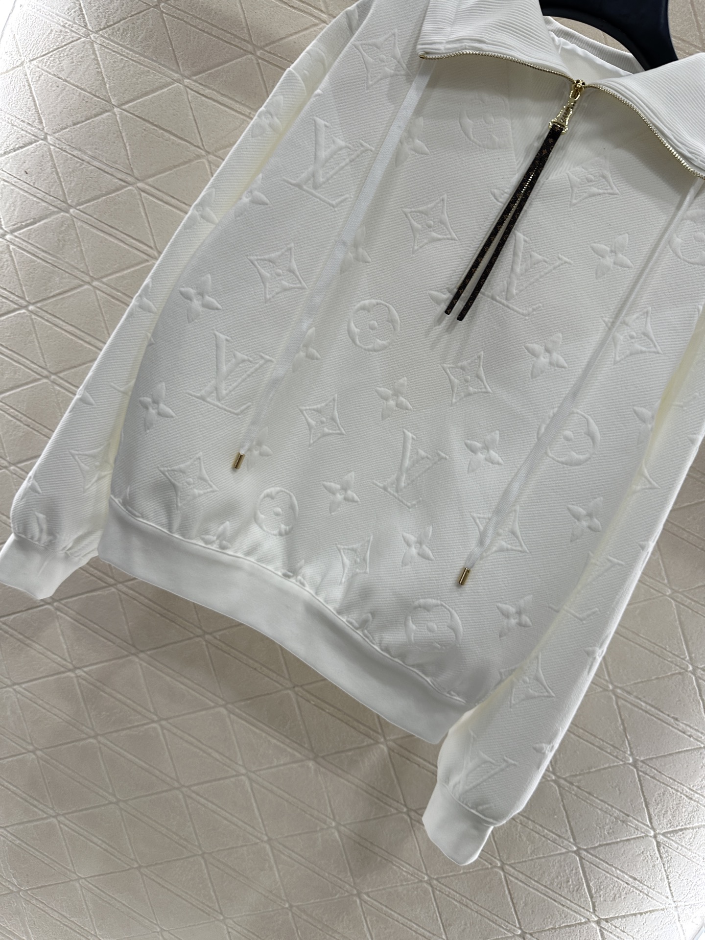 ♥Louis vuitto*♥2025新品上架 压花半开襟卫衣长裤套装定制YB进口压花材质，柔软亲肤，穿