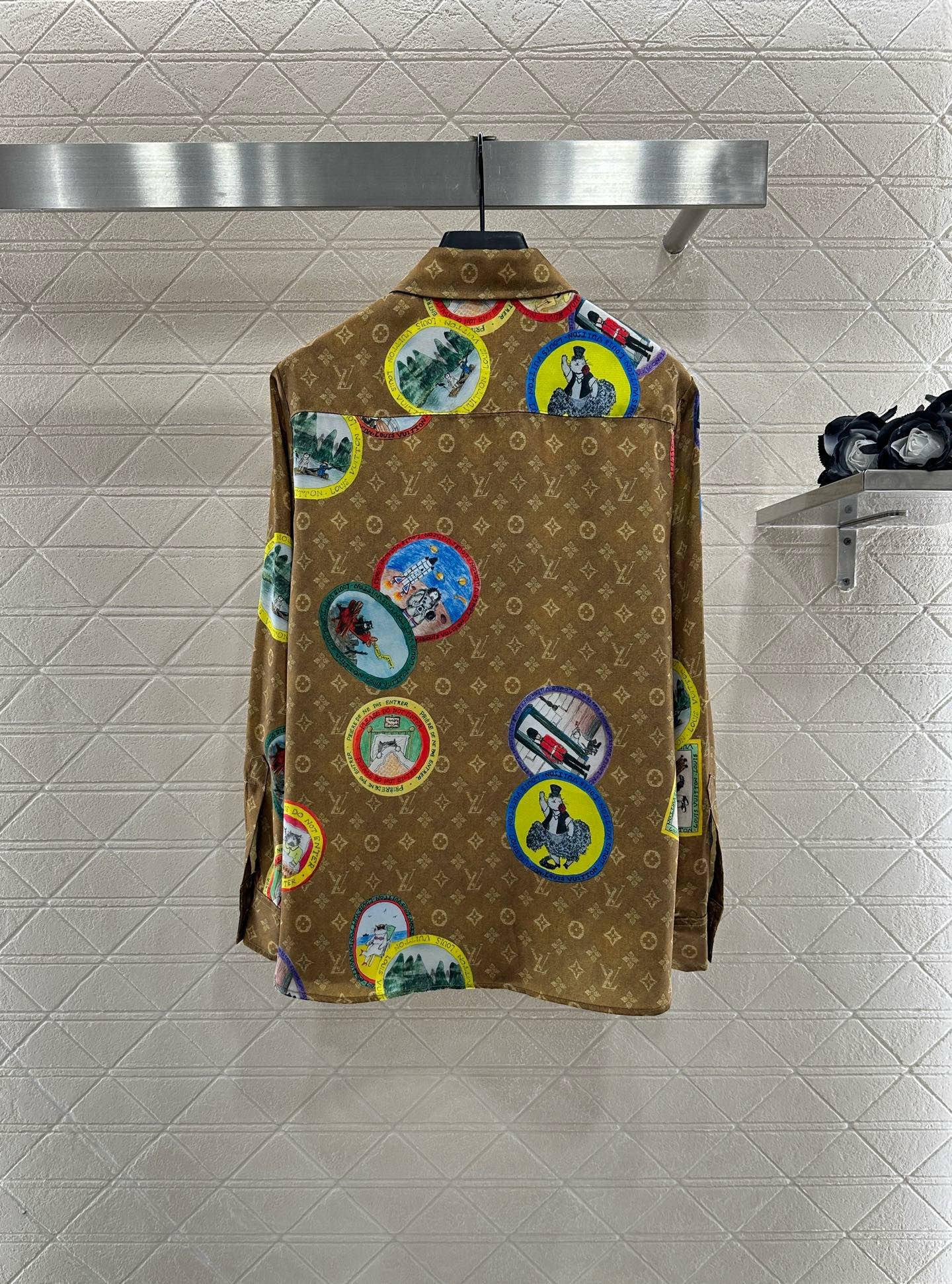 ♥Louis Vuitto*♥ 2025新品上架 活性满印睡衣短裤套装定制YB进口斜纹稠材质，亲肤舒适，