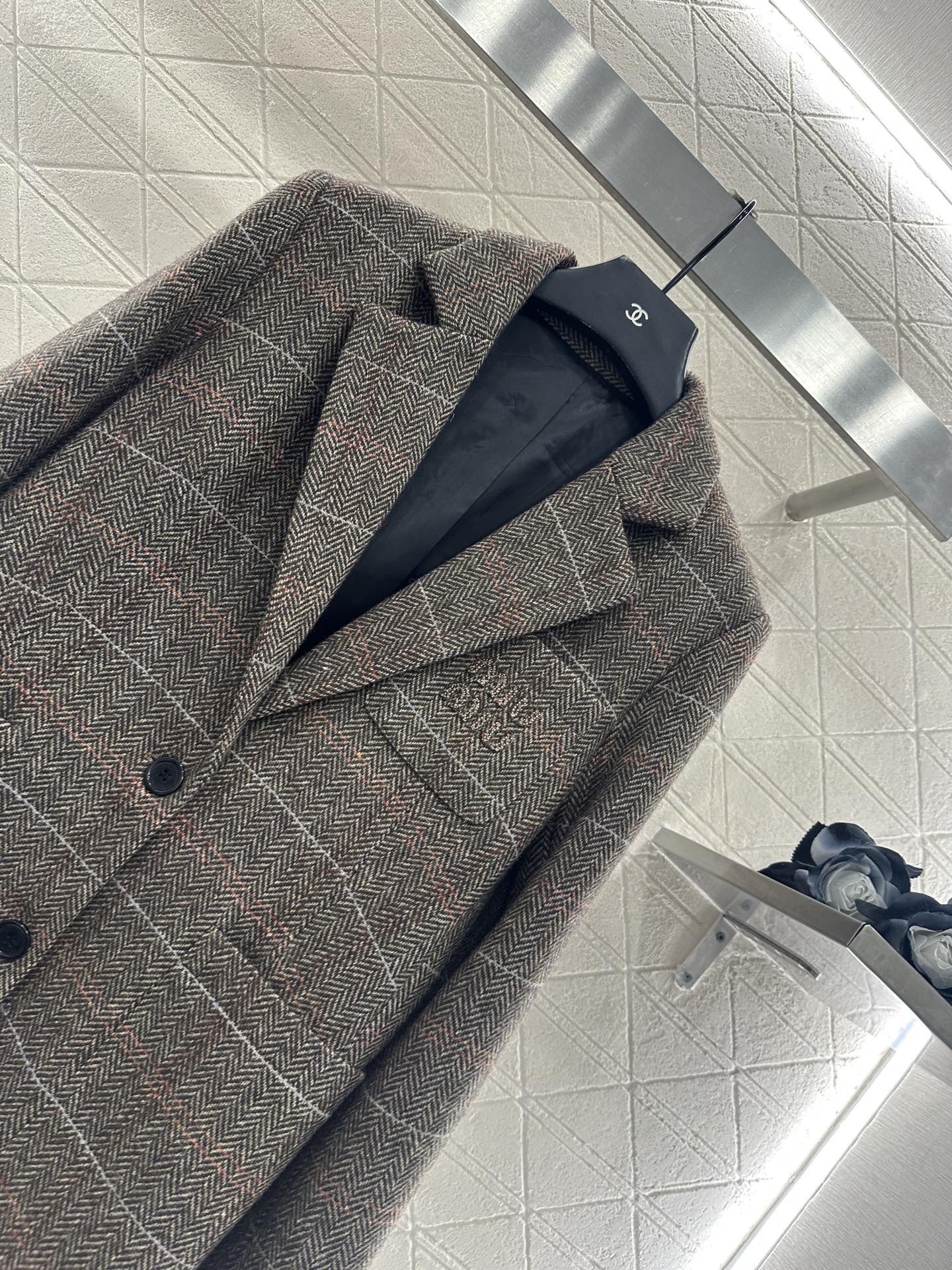 ♥Miumi*♥2025新品上架 翻领格纹口袋西装外套定制YB斜纹全棉材质，工艺处理，质感光泽，垂感更强