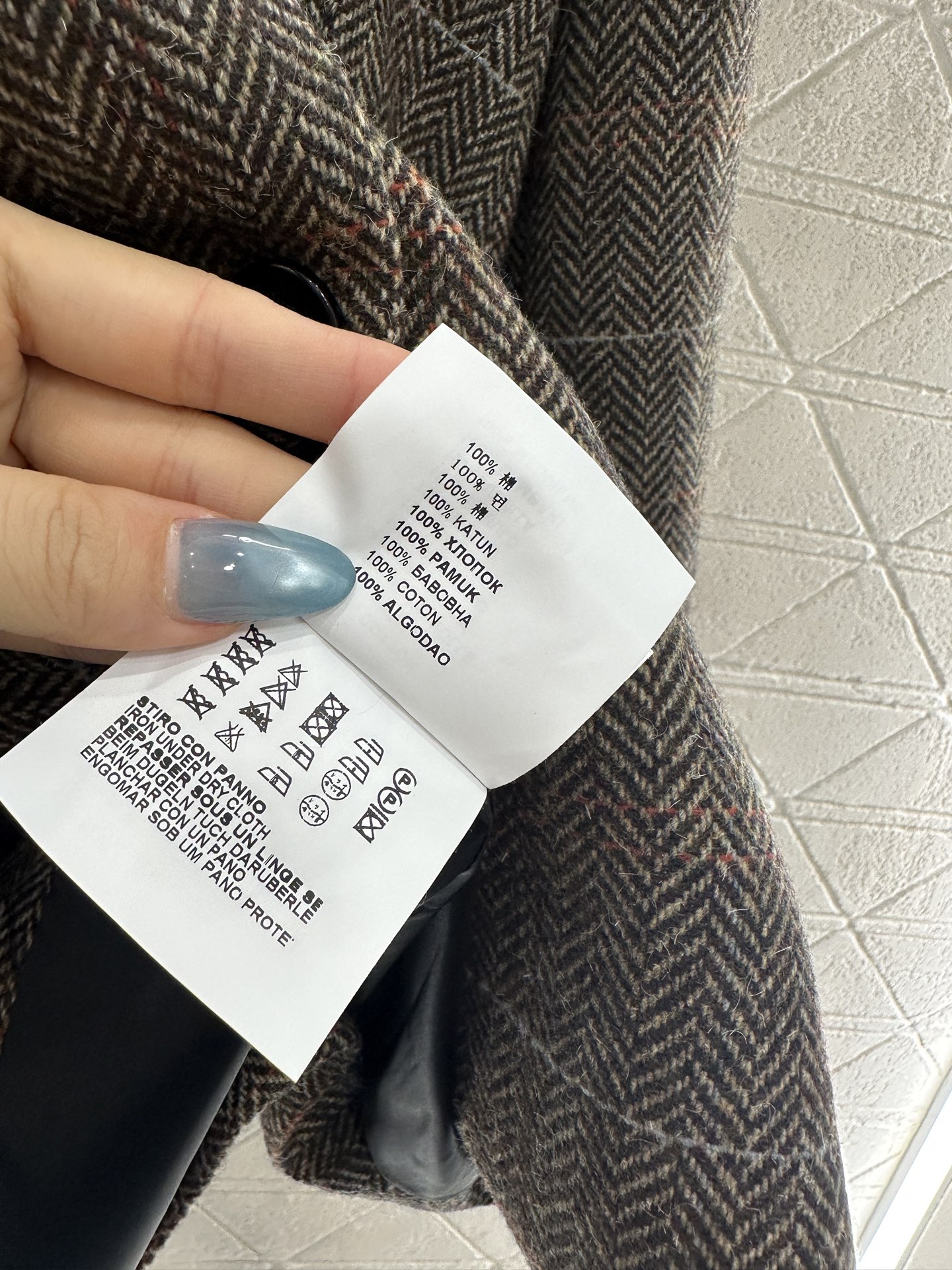 ♥Miumi*♥2025新品上架 翻领格纹口袋西装外套定制YB斜纹全棉材质，工艺处理，质感光泽，垂感更强