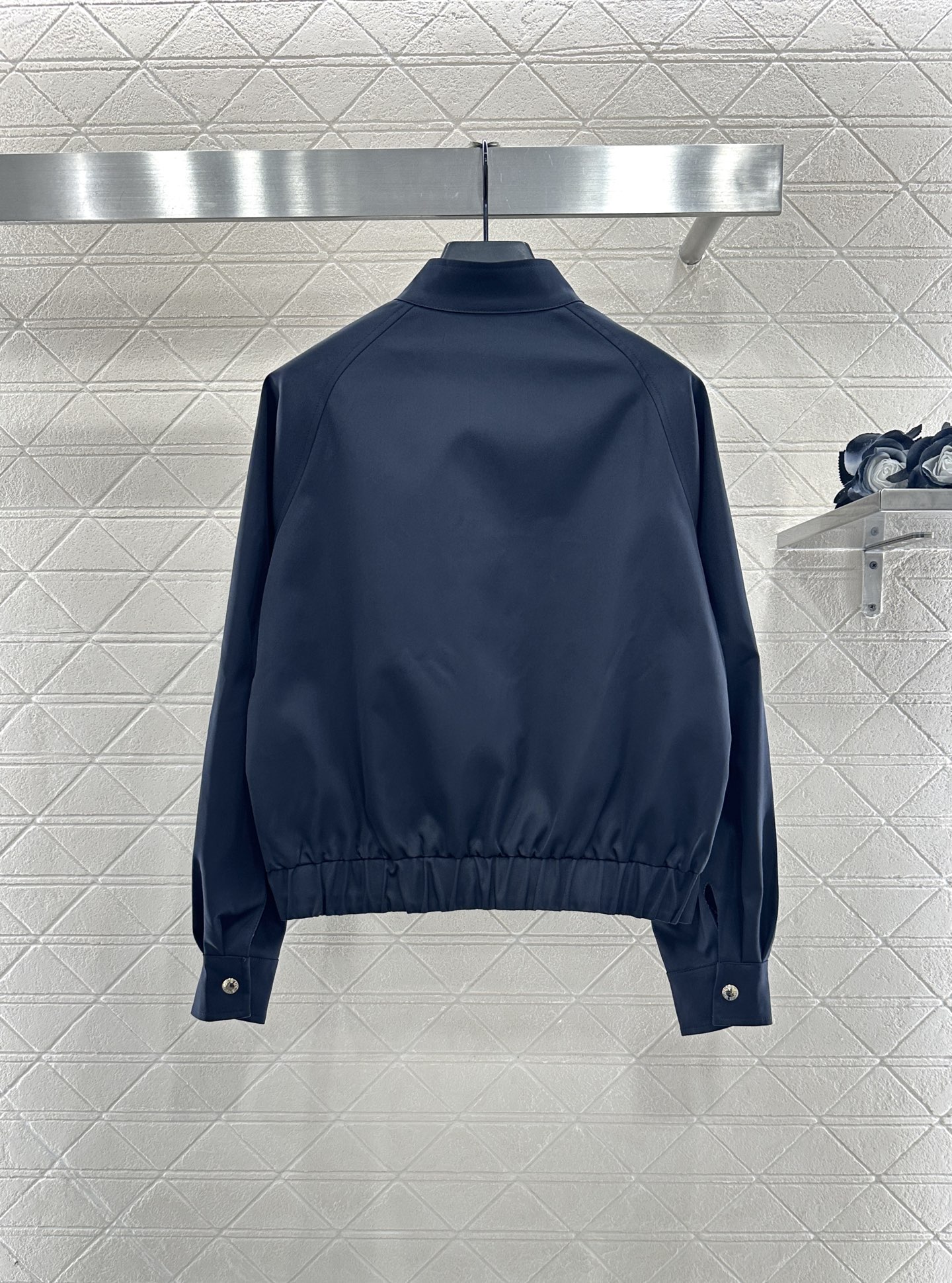 ♥Louis vuitto*♥2025新品上架 两面穿飞行夹克外套定制YB进口防风尼龙材质，质感光泽，垂